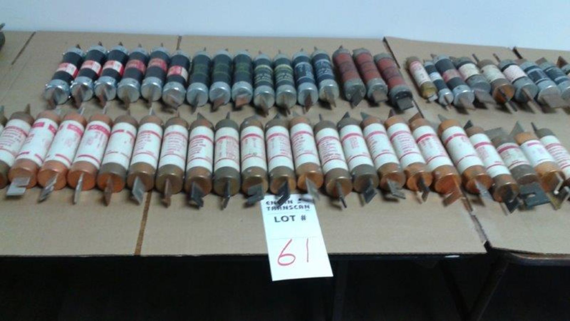 LOT: (48) ASST. 600 VOLT FUSES, (SEE PHOTOS FOR INDIVIDUAL DETAILS ( ALL TESTED & FUNCTIONAL)