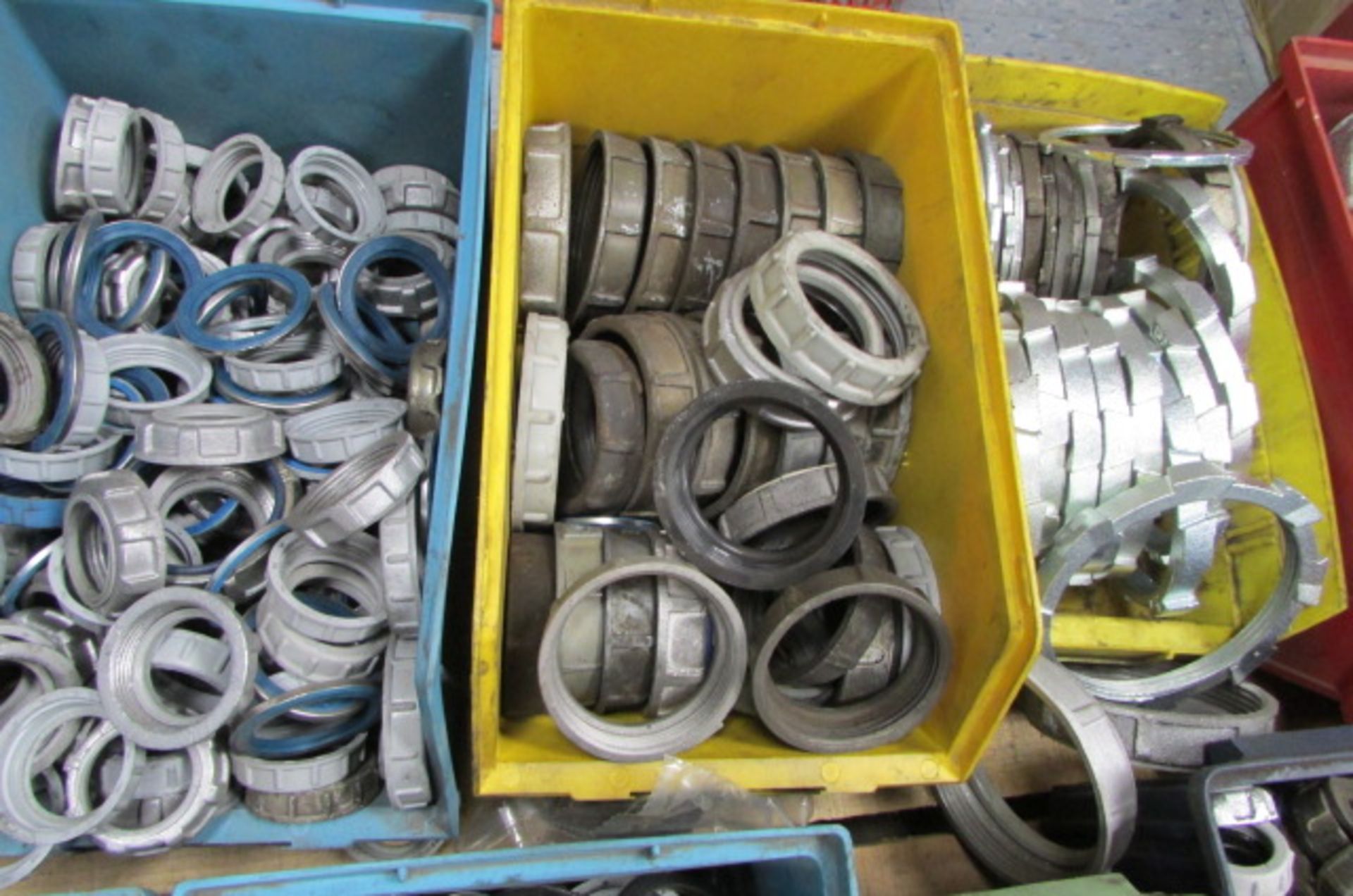 LOT: ASST. CONDUIT COMPRESSION CONNECTORS, INSULATED BUSHINGS, GALV. SCREW-TYPE CONNECTORS - Image 3 of 7