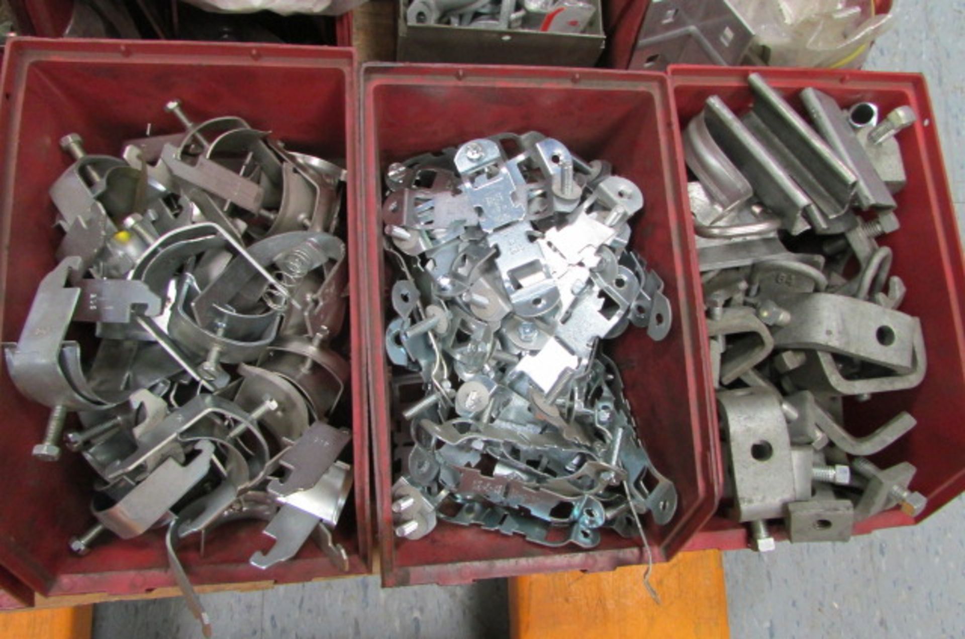 LOT: ASSORTED ELECTRICAL COMPONENTS, ALUMN. SNAP-COVERS, ASSORTED HOLD-DOWN CLAMPS & BRACKETS, GALV. - Image 3 of 8