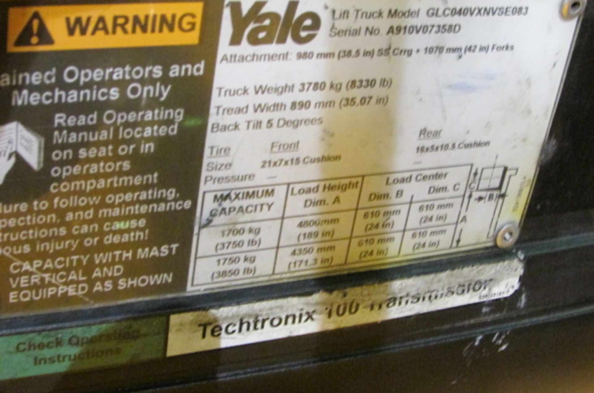 YALE Propane Lift Truck, Mod: GLC-040, Cap: 4,000 lbs. Triple Mast: 82'' -185'', Side Shift, - Image 4 of 5