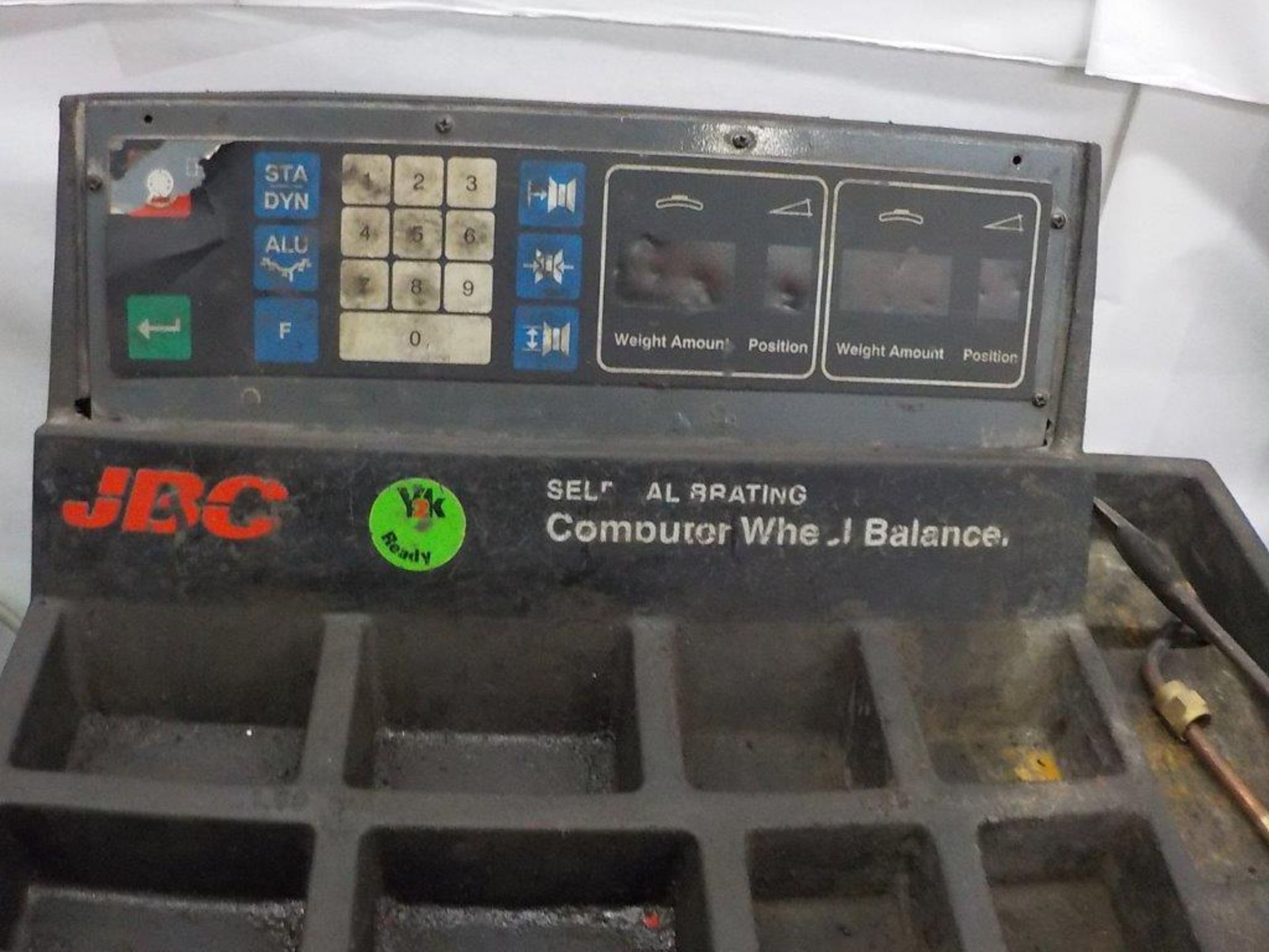 JBC self-calibrating computer wheel balance machine, c/w: weights& tire cover - Image 2 of 4