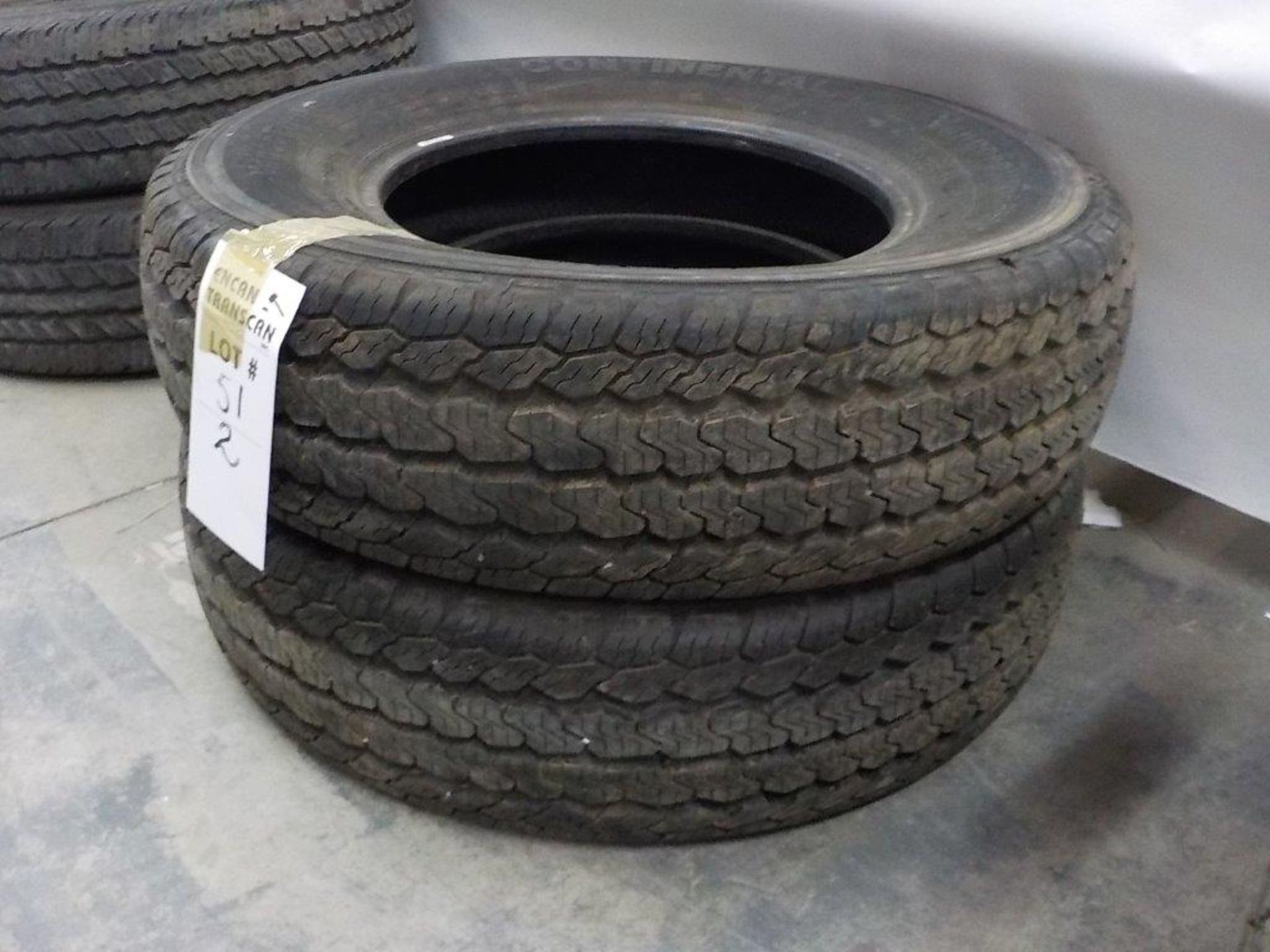 CONTINENTAL VANCO all-season tires LT215/85R16 (used)