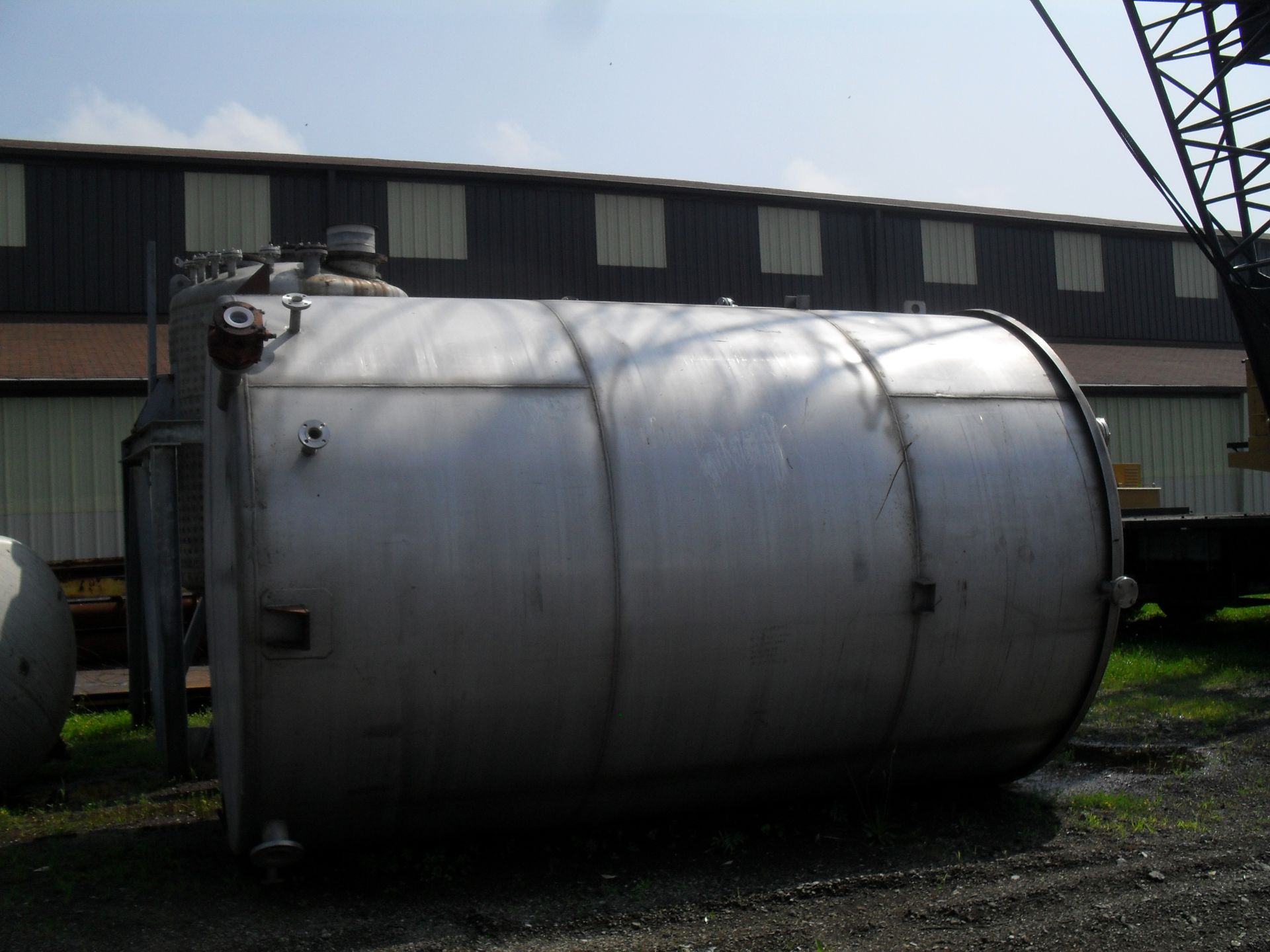 Evans & Son 6,600 Gallon Vertical 316 Stainless Storage Tank