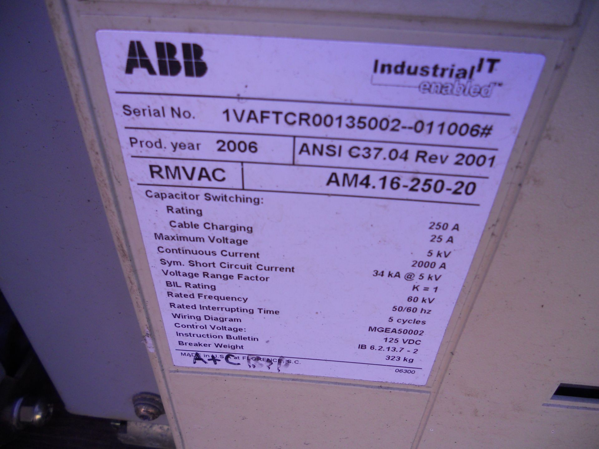 ABB RMVAC 2000 AMP Roll in replacement breaker new: 2006 - Image 2 of 3