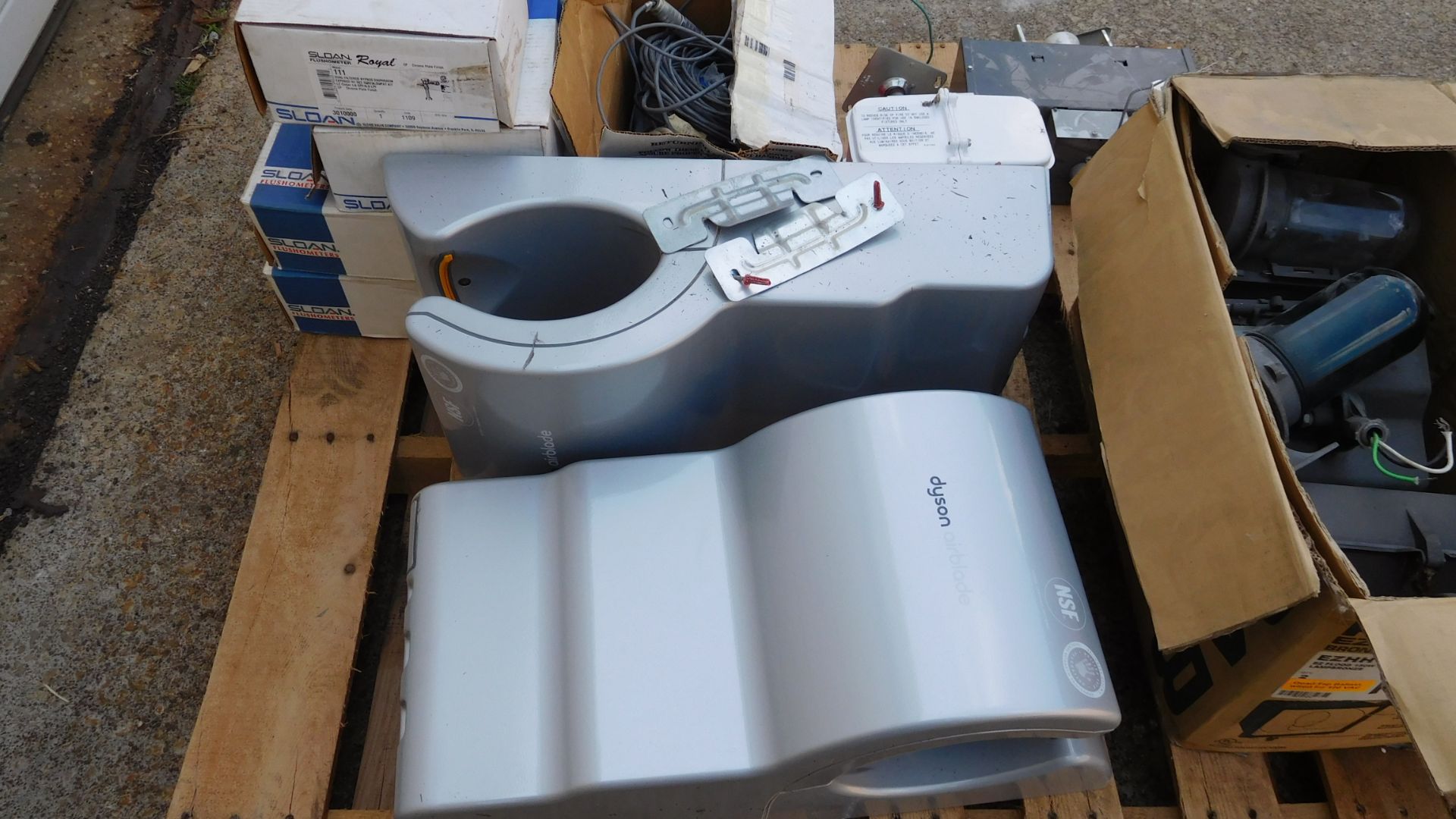 Skid 2 Dyson air blade hand dryers/lights / Sloan parts still new in box - Image 4 of 4