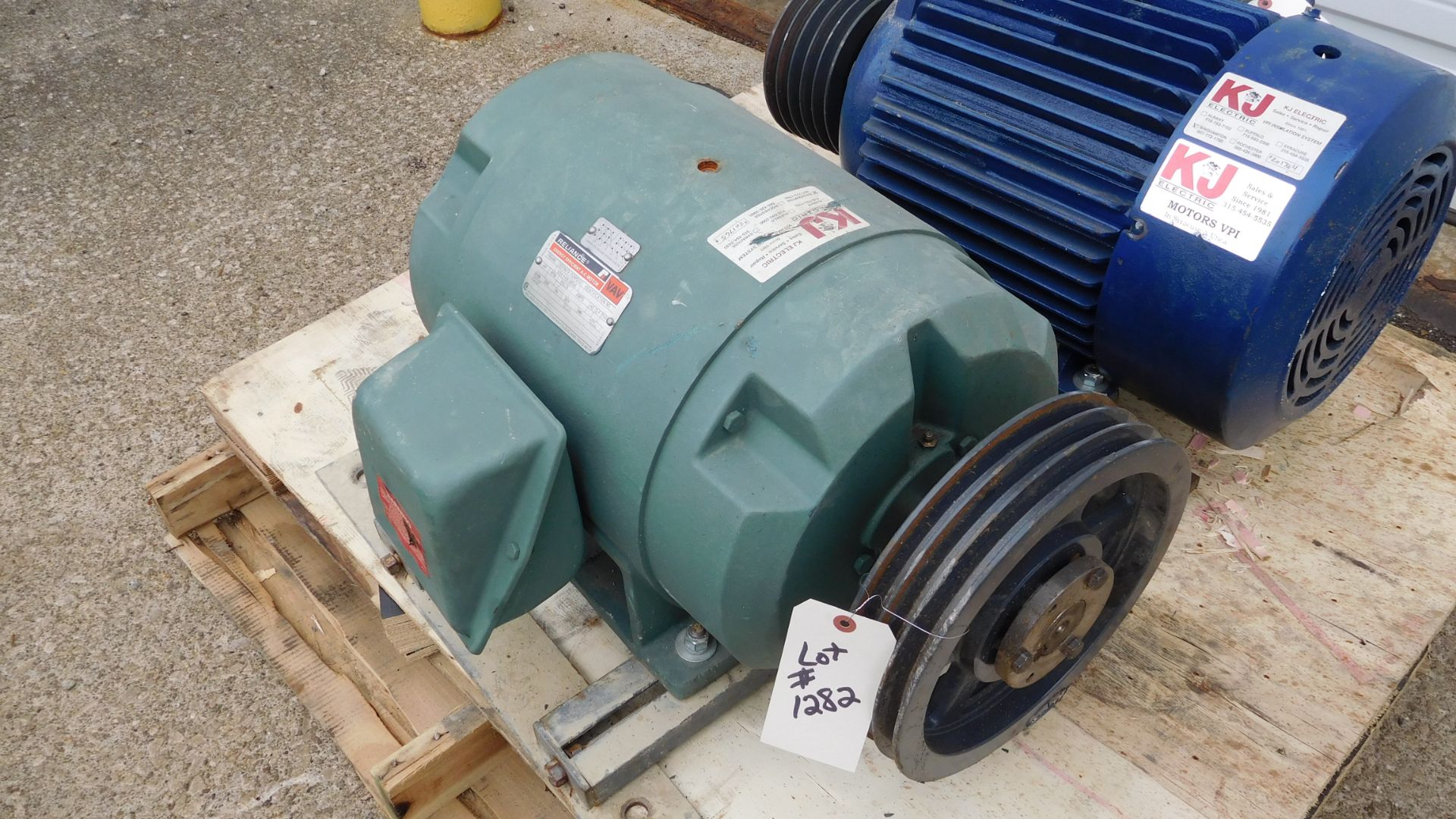 Reliance 30 HP Motor 286T frame/230-460 volt/ 1755 rpm - Image 3 of 3