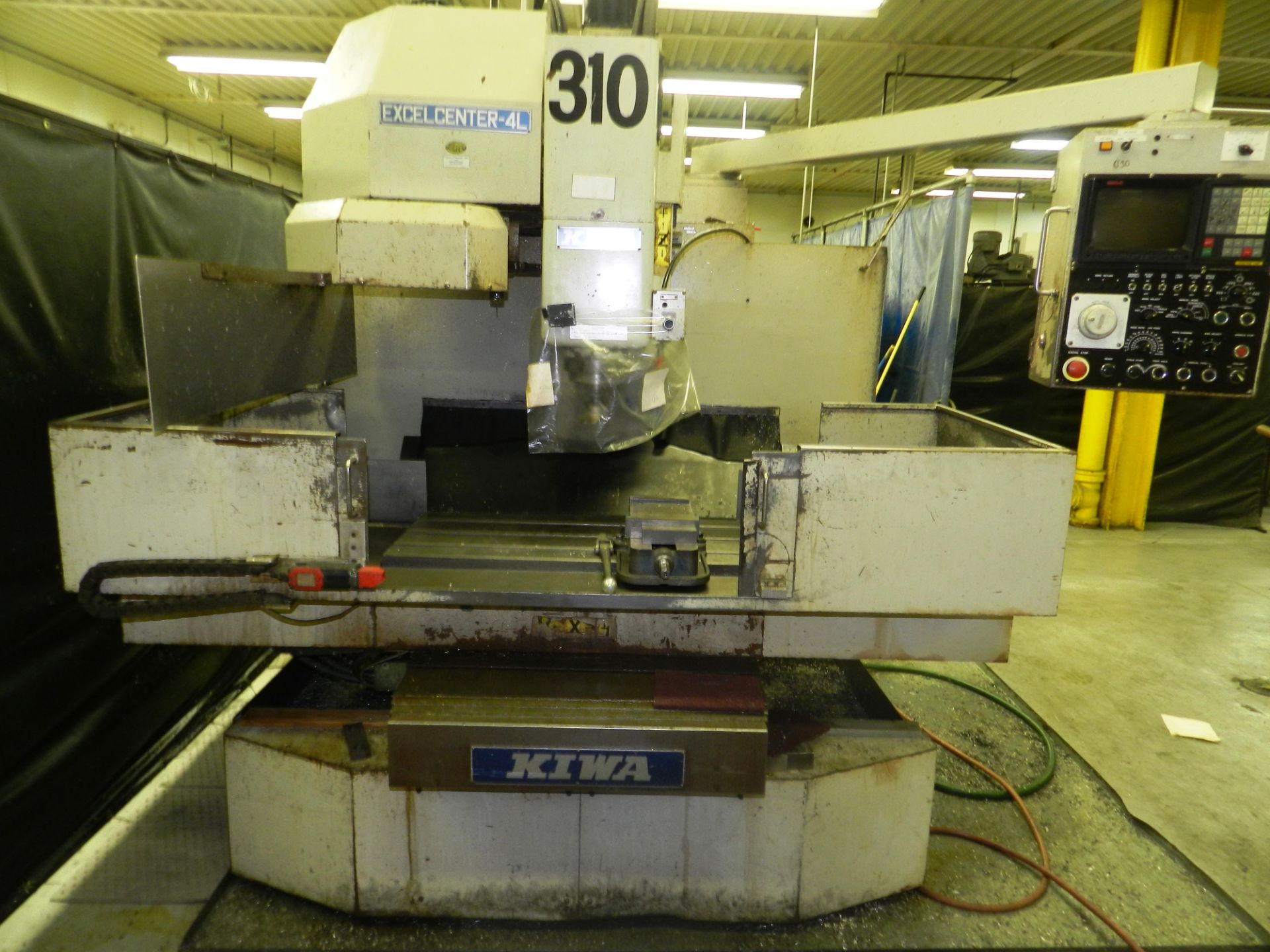 Kiwa Excel Center 4L Vertical Machining Center