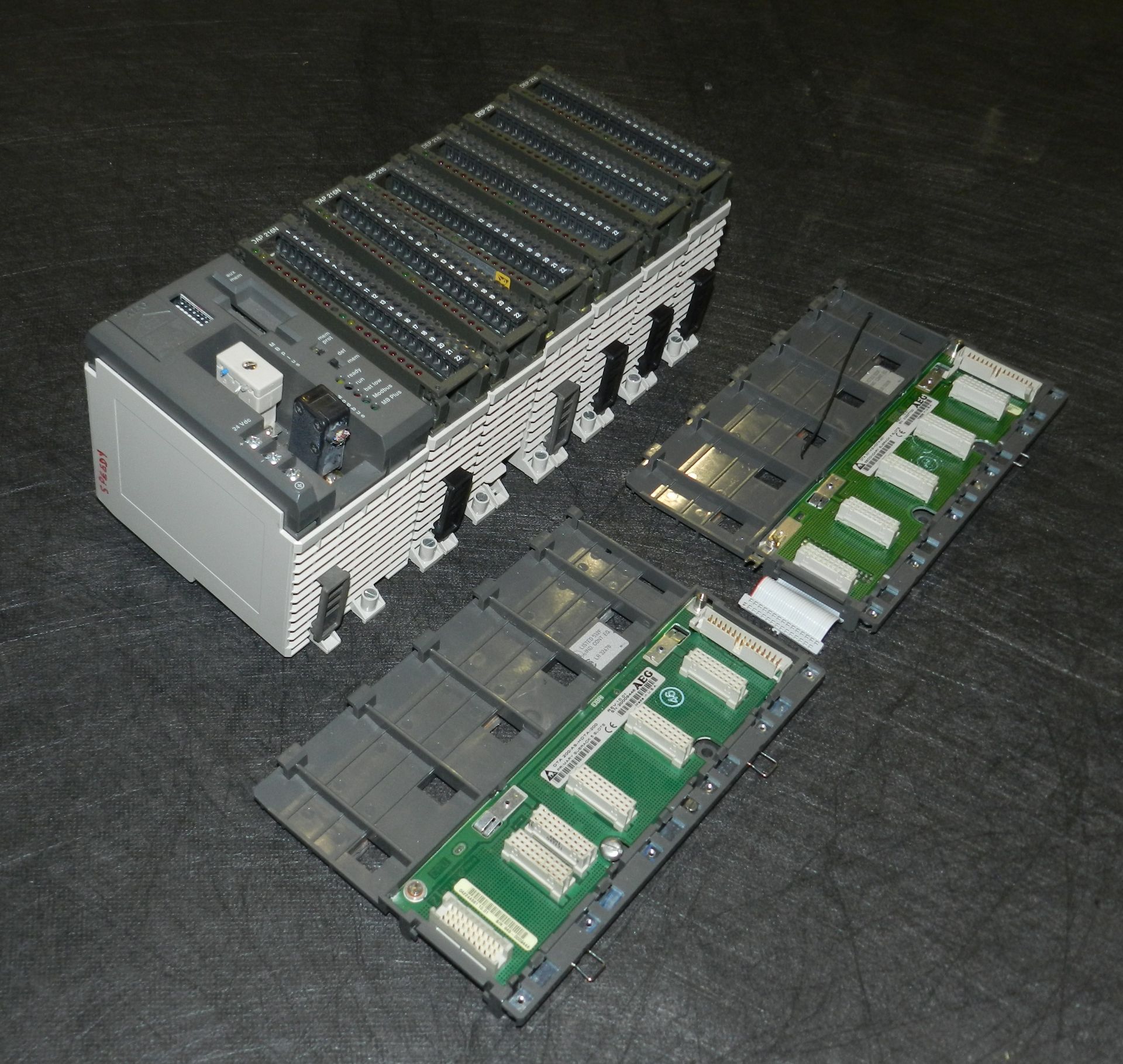 AEG Modicon PC-A984-145 CPU I/O PLC Assembly Rack - Image 10 of 11