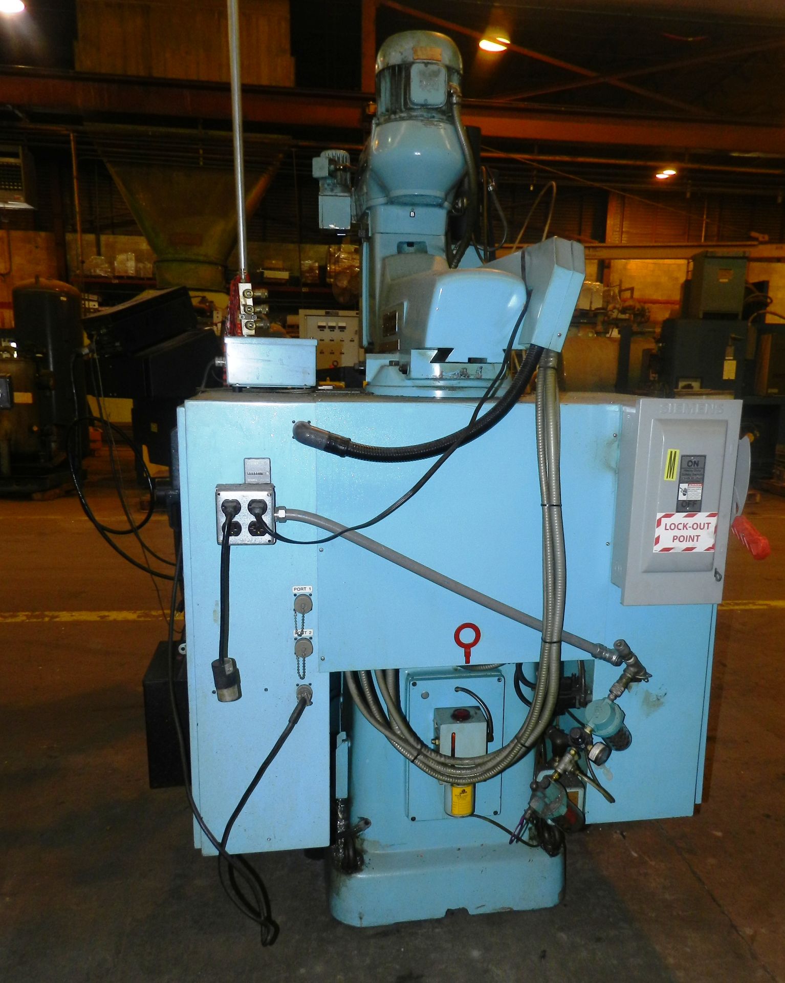Hurco KM3P CNC Vertical Mill w/ HAAS Indexer - Image 3 of 9