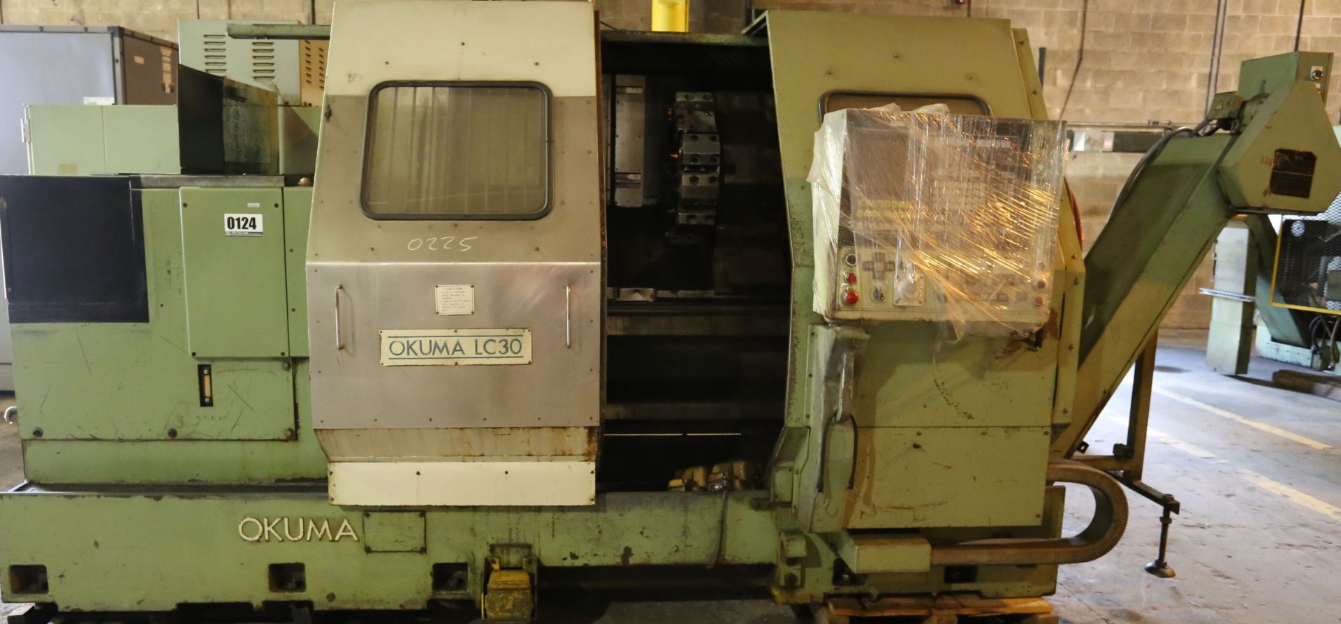 Okuma LC30 CNC Lathe OSP3000