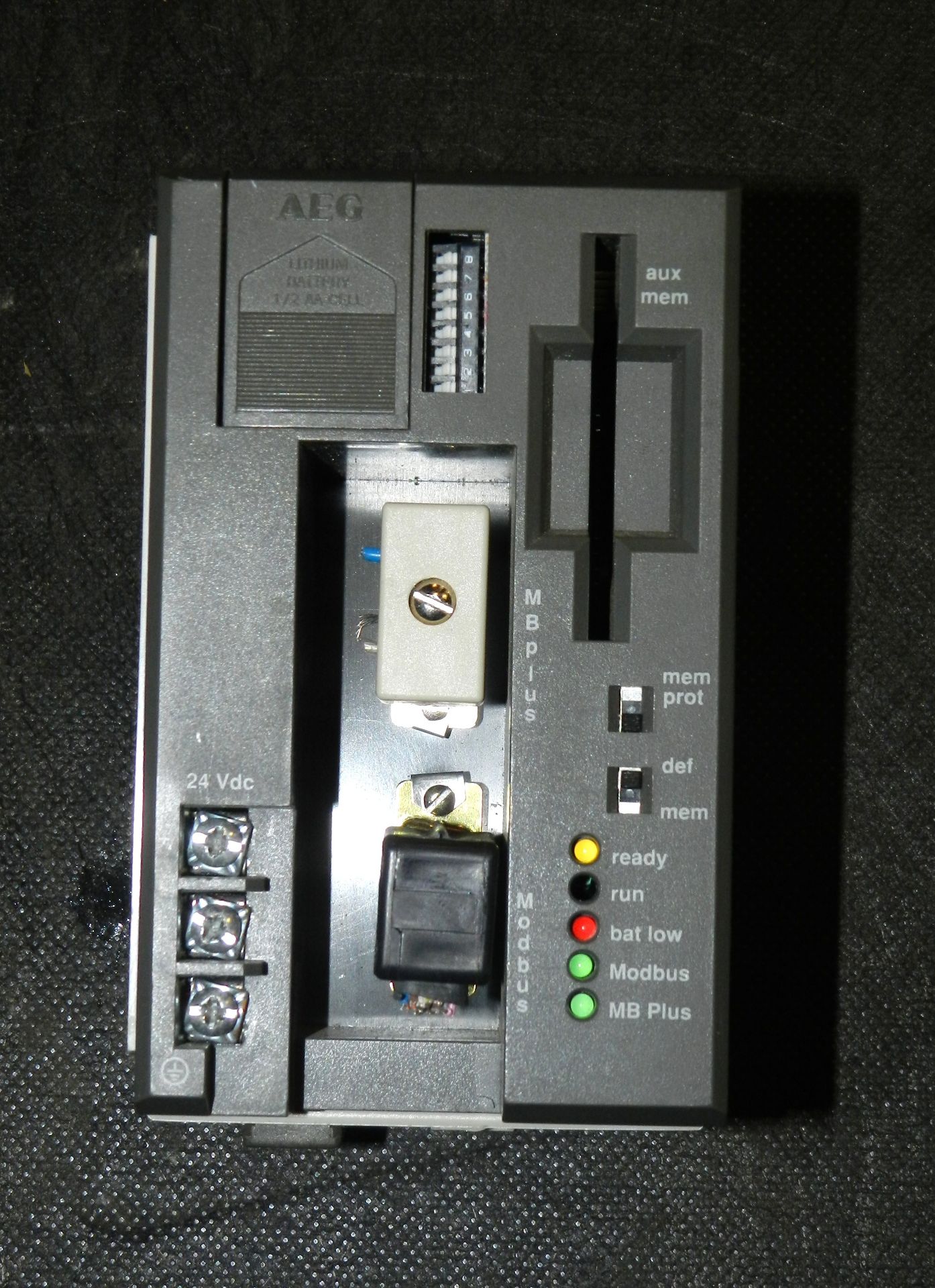 AEG Modicon PC-A984-145 CPU I/O PLC Assembly Rack - Image 9 of 11