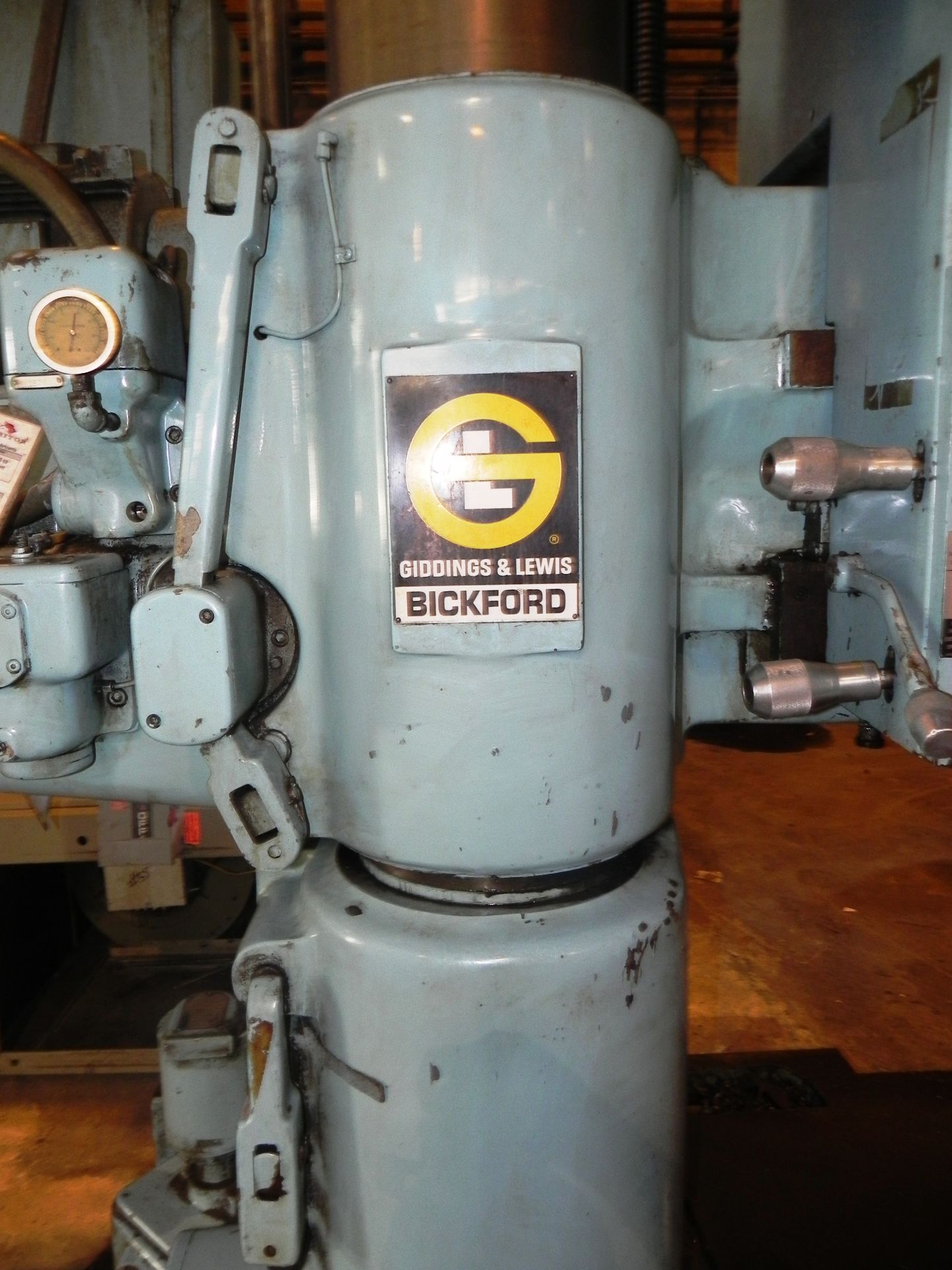 Giddings & Lewis Bickford ChipMaster 6' x 10" Radial Arm Drill - Image 3 of 12