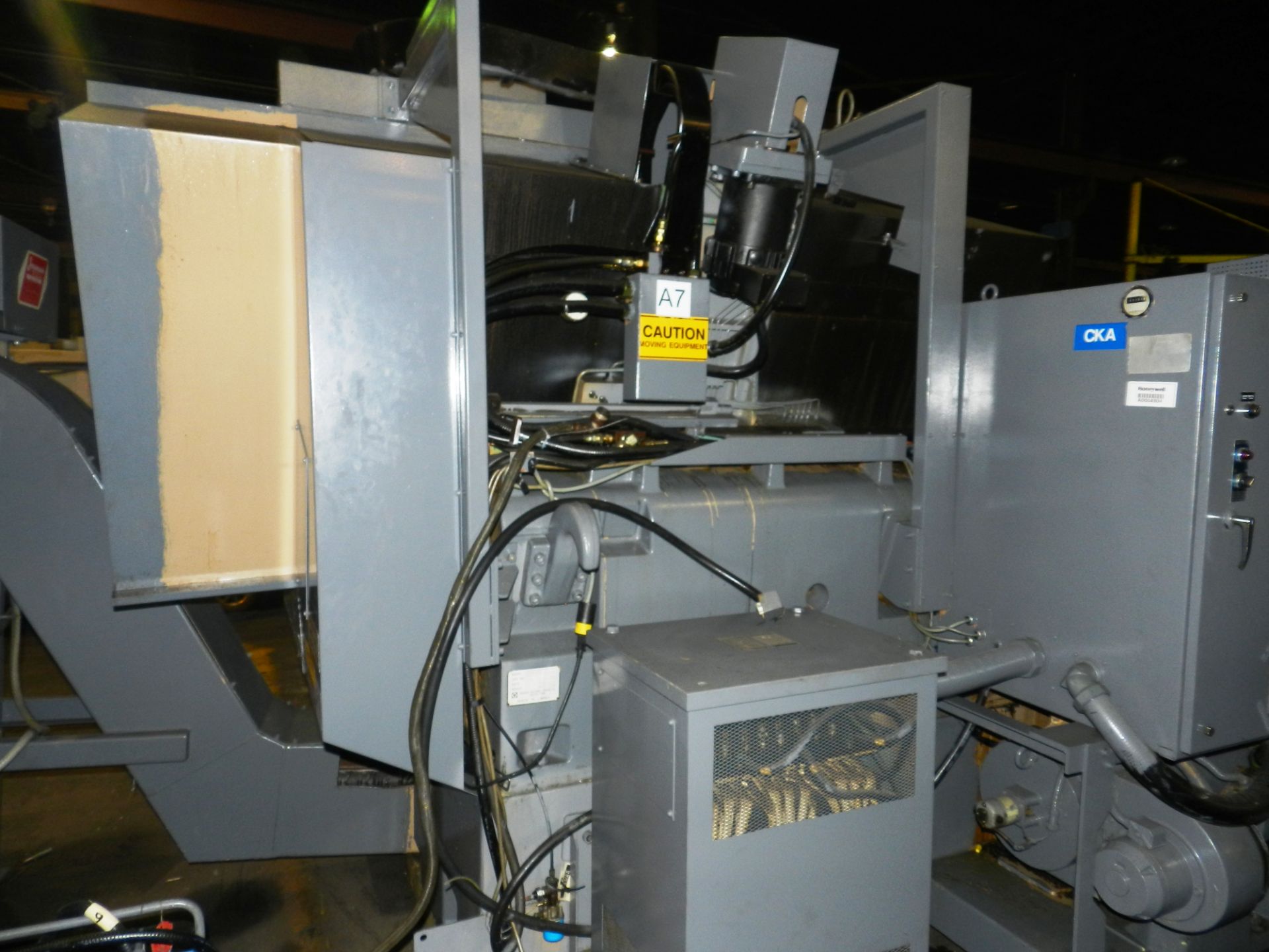 Mazak Slant Turn 30 Chucker Lathe Fanuc Controls - Image 4 of 7