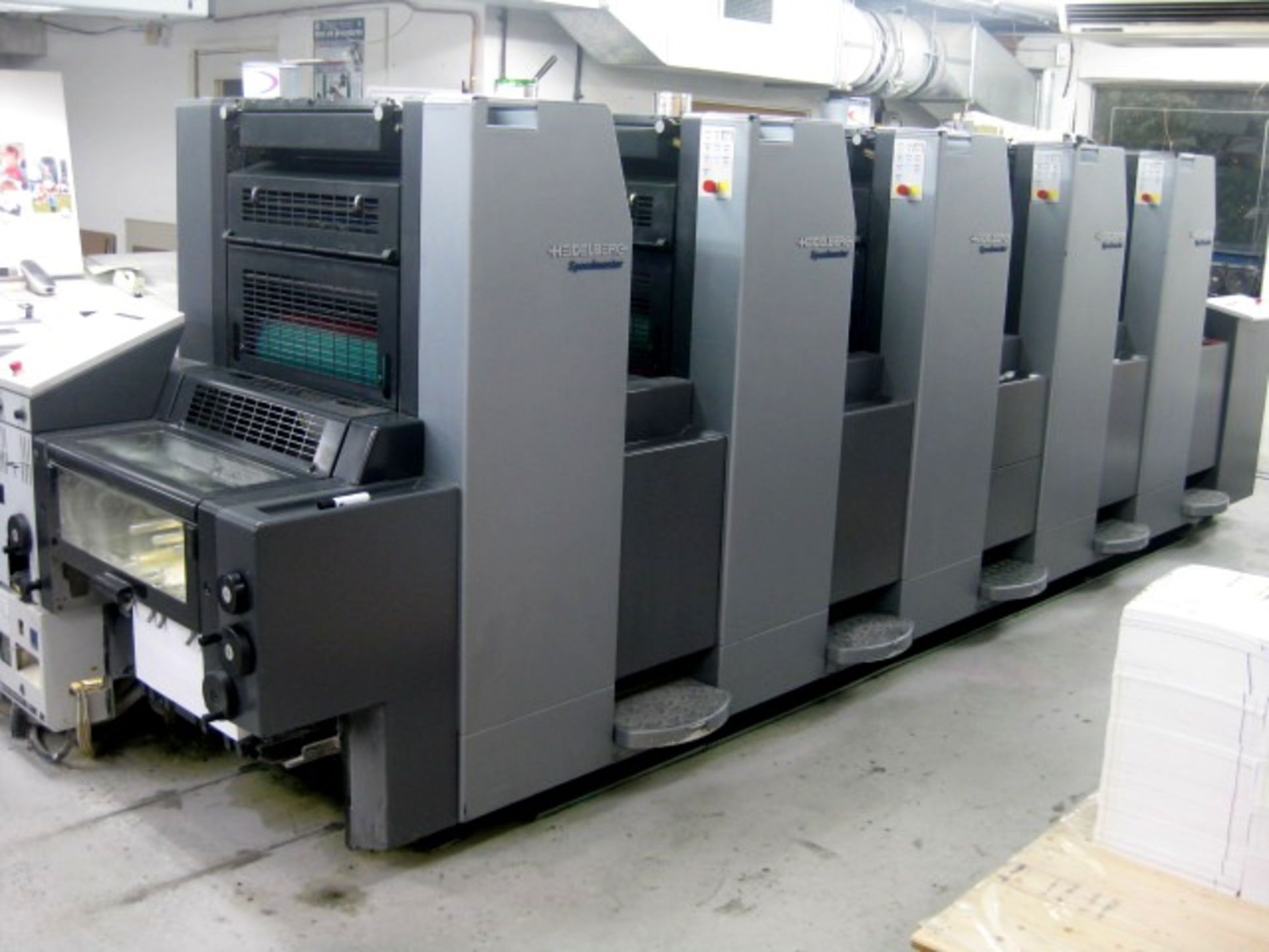 Heidelberg Five Colour Perfecting Press Model SM 52 5P3