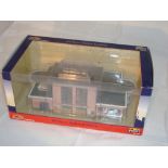 OO Gauge: A boxed ex-shop stock 44-066 Art Deco Station Building by Bachmann VG in G box (1)
