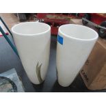 Paid of ceramic leaf design vases