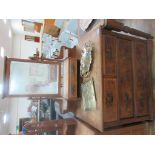 Oak dressing table chest of drawers