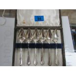 Set of boxed 6 Continental silver boxed spoons
