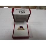 9ct gold ring