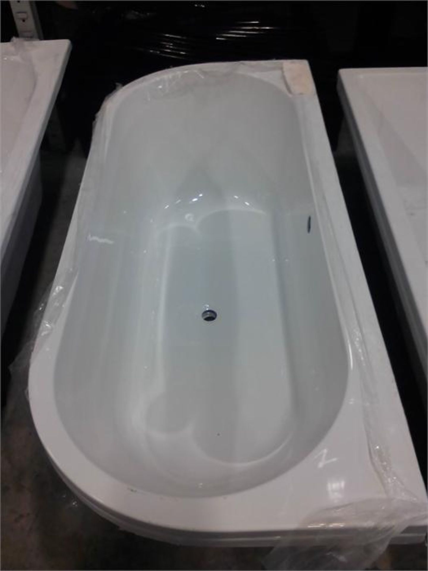 1700x750 double ended D bath