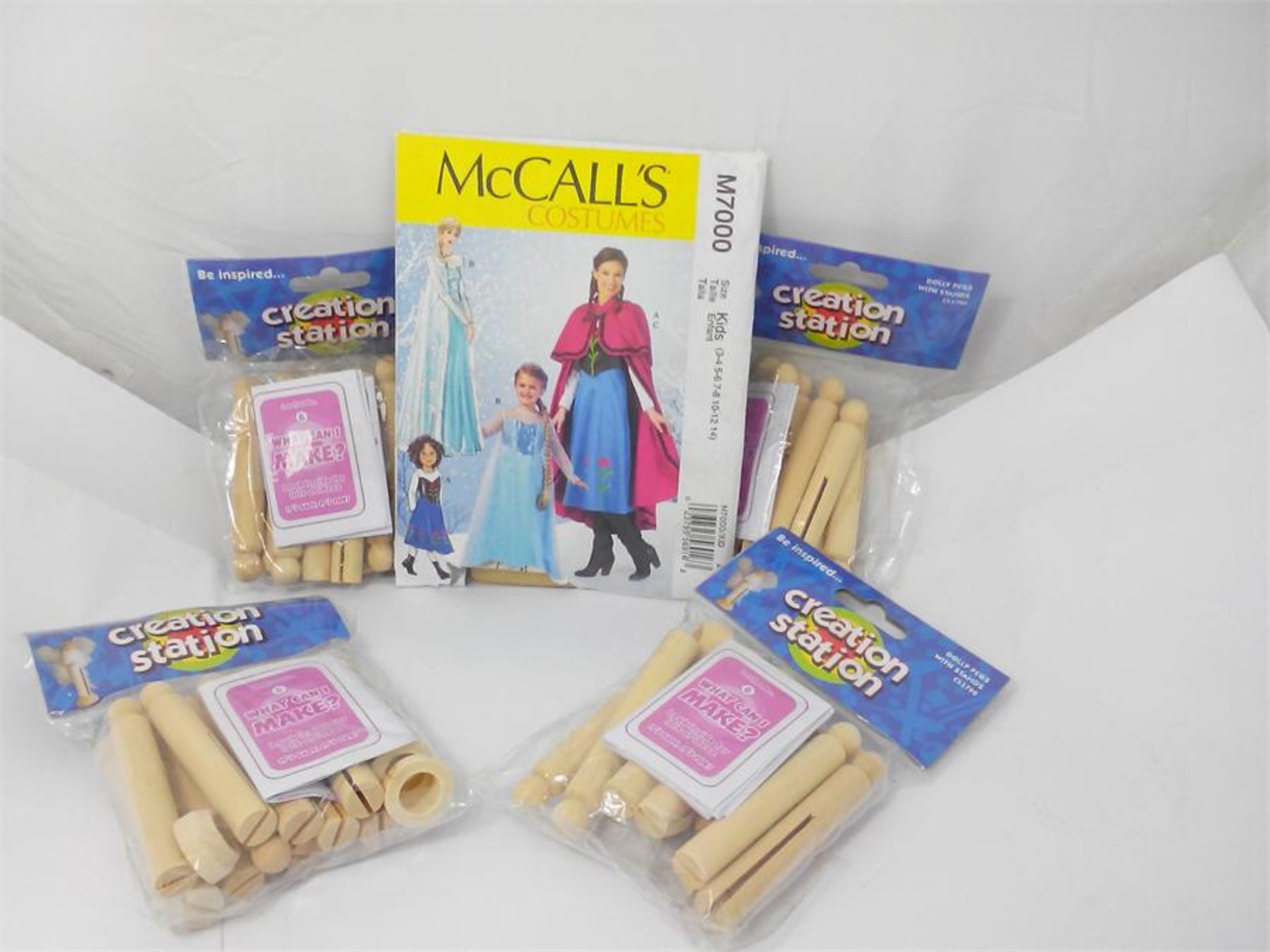 4x Creation Station Dolly Pegs with Stands, Natural+ Mccall's Patterns MC7000KIDS 3 - 4 - 5 - 6 - 7