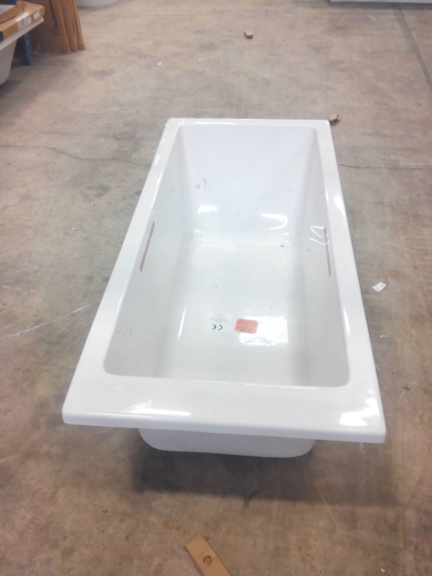 1600x700 singled acrylic bath - Image 3 of 4