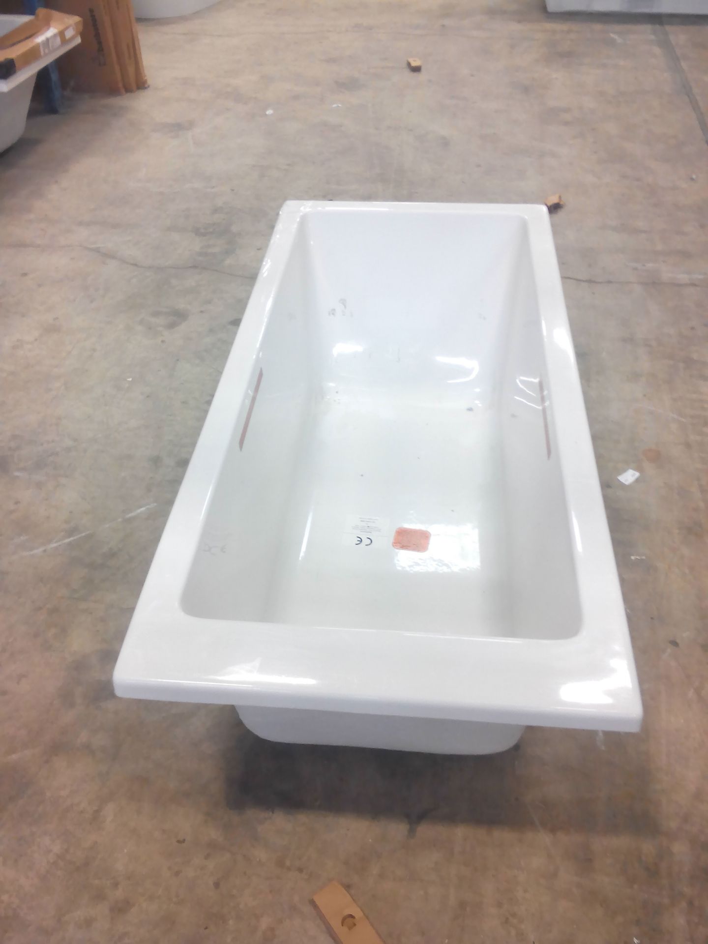 1600x700 singled acrylic bath - Image 3 of 4