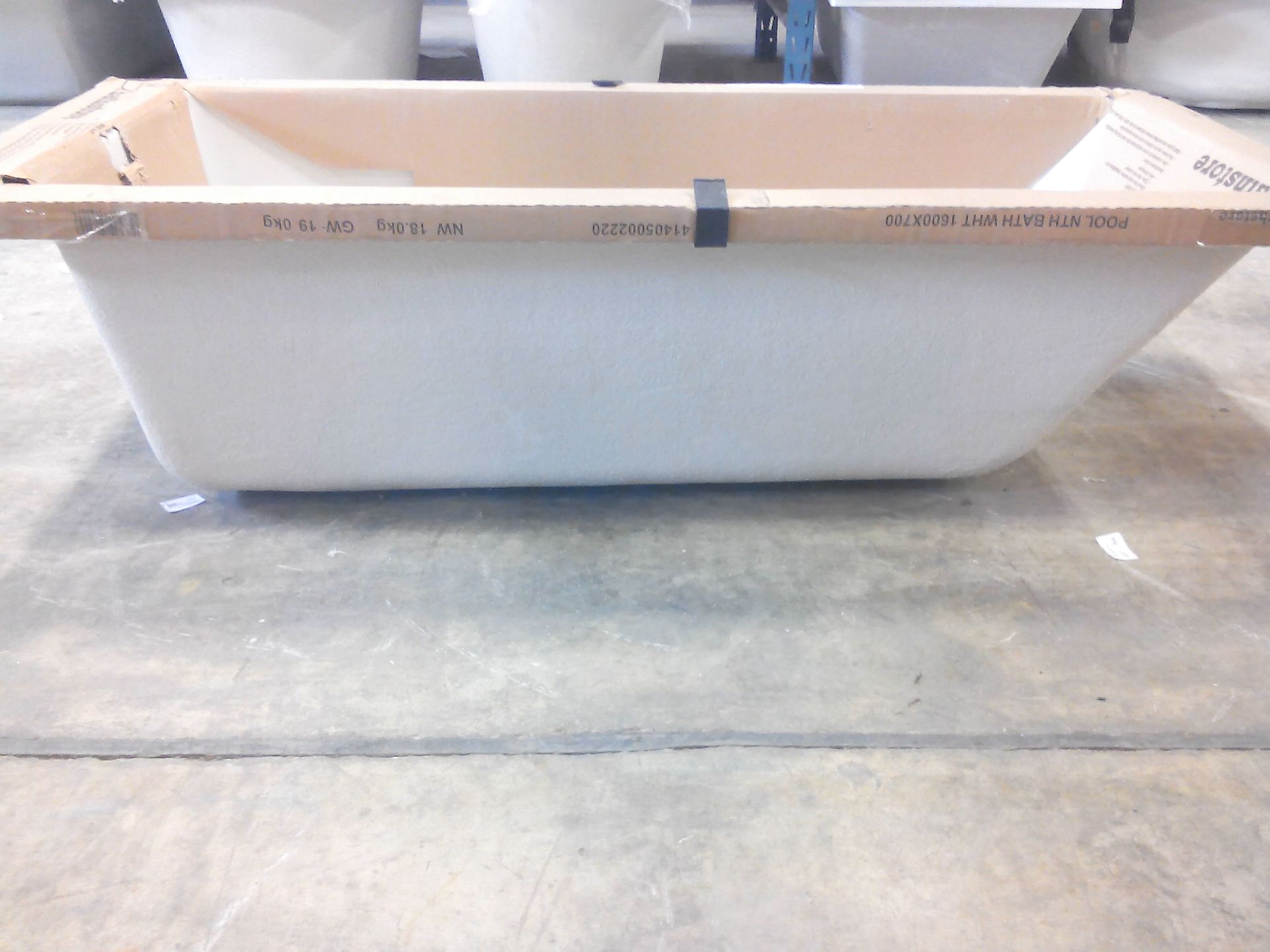 1600x700 single ended bath - Image 2 of 4