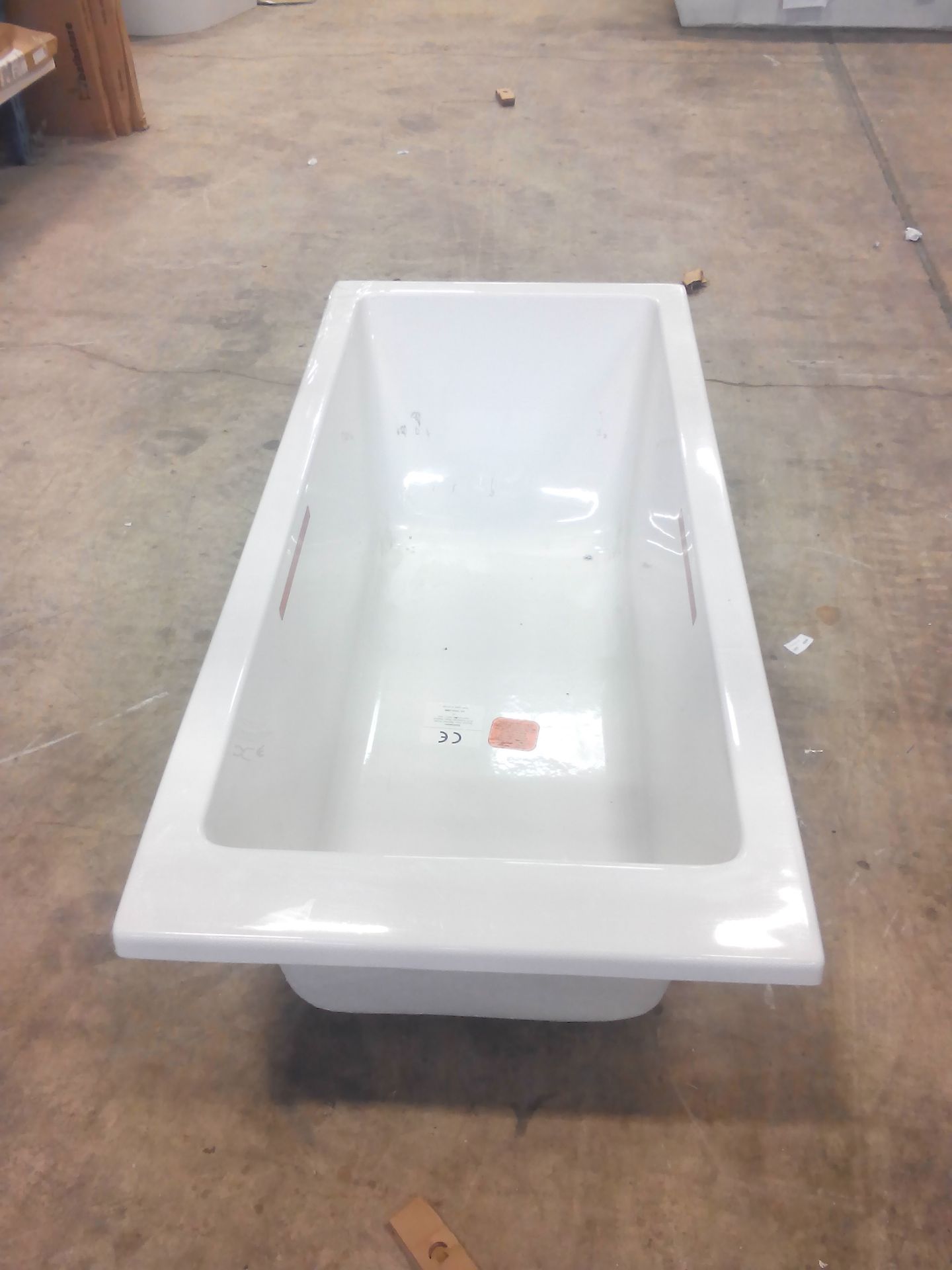 1600x700 singled acrylic bath - Image 3 of 4