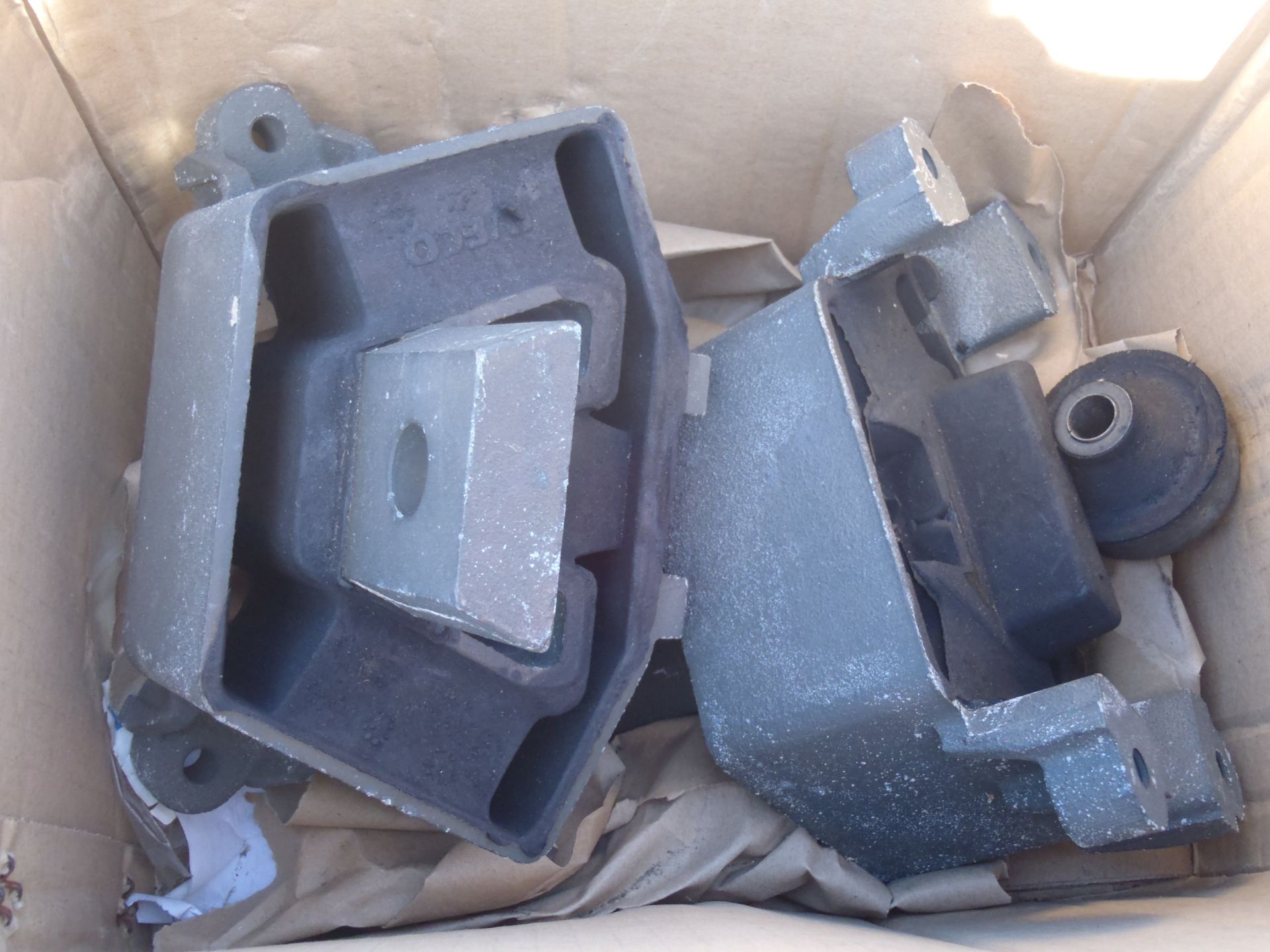 Pallet of Iveco Spares - Completely UNTESTED - Used Condition - Image 6 of 6