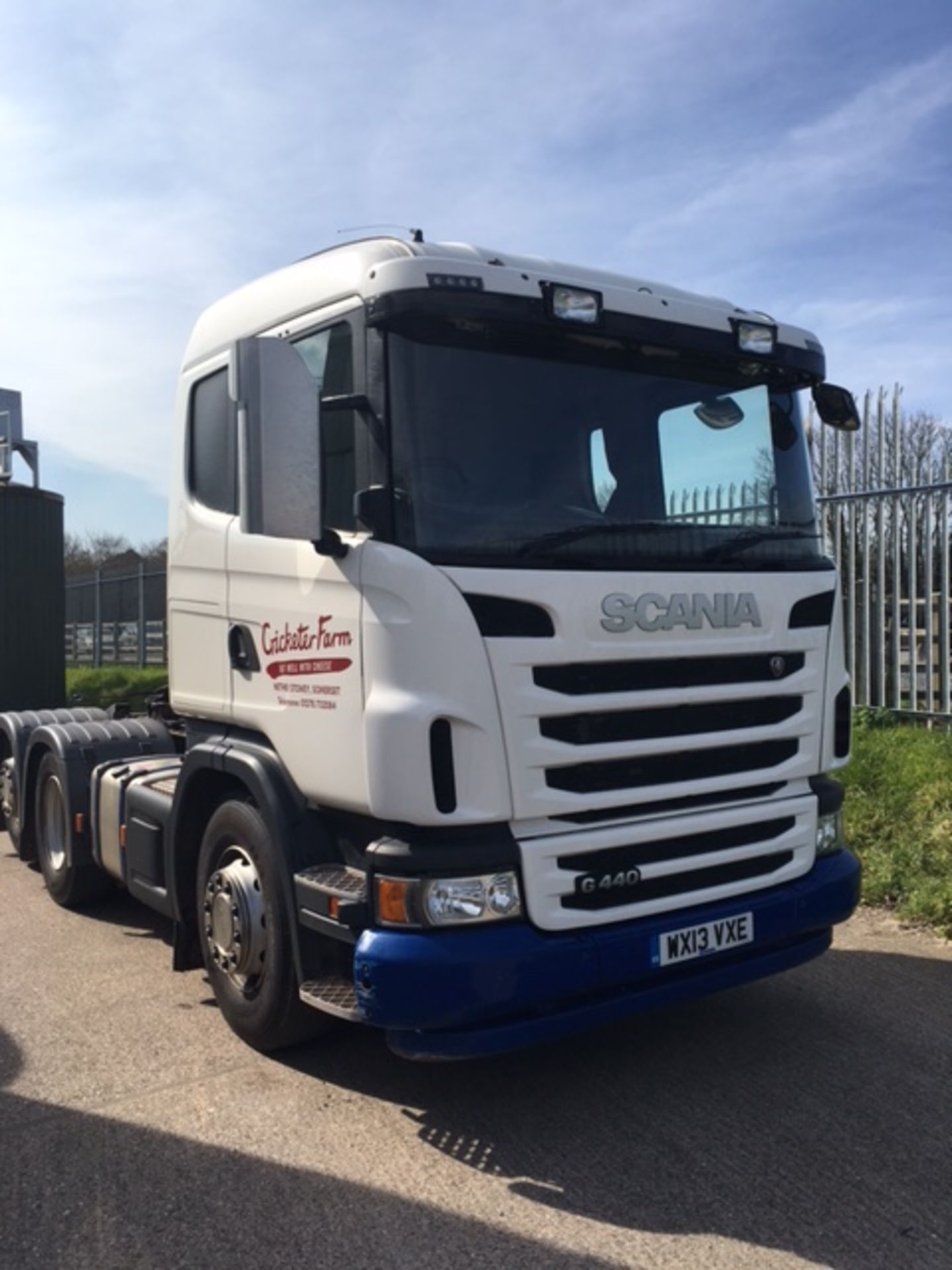 1 X SCANIA G44O TRACTOR UNIT, REG DATE 24/04/13, 217,168 km, MOT APRIL 16. SLEEPER CAB.