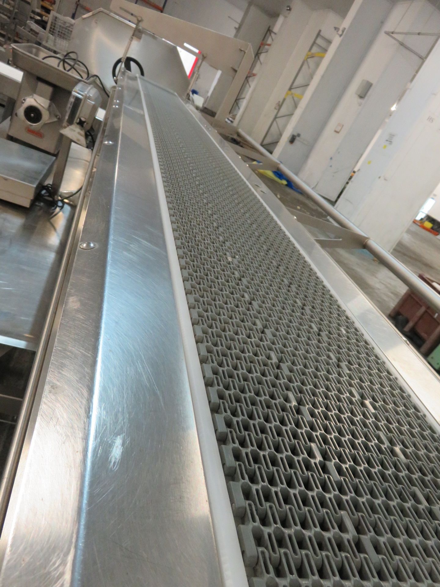 S/s Tier Conveyor. top 230mm wide, bottom 380mm wide x 3 mtr long. Magic eye Censor. As New. LO £40 - Image 4 of 6