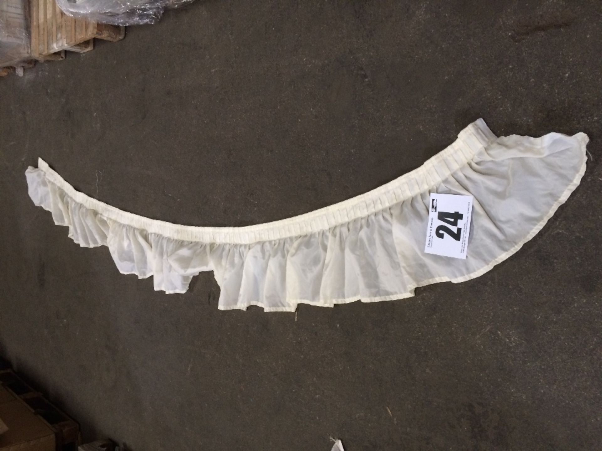 5 - 3m Custom Cover Ivory valance