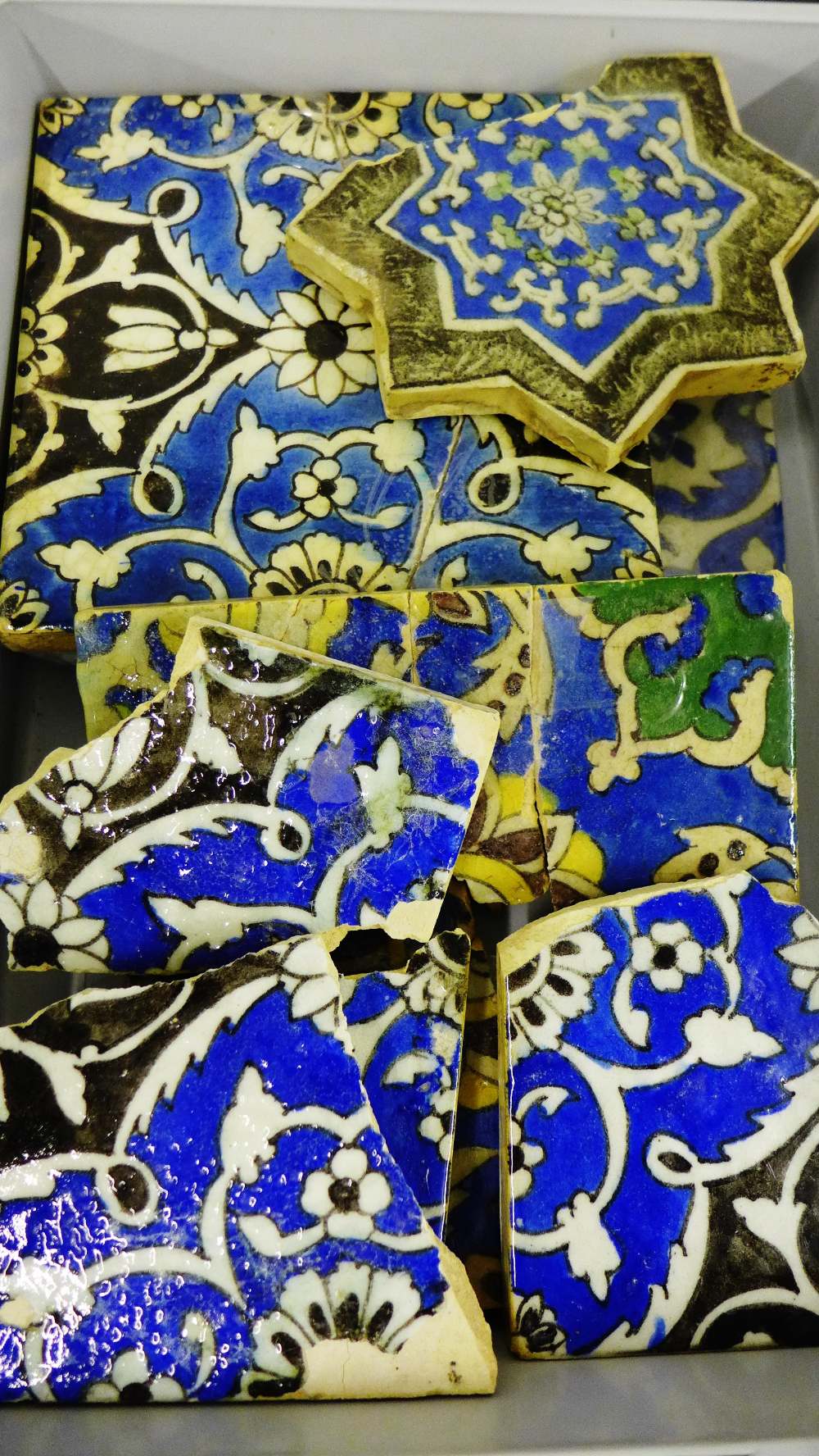 A collection of Persian style tiles (damages)