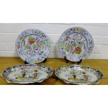 A pair of 19th century Masons ironstone chinoiserie scalloped edge dishes, together with a pair of