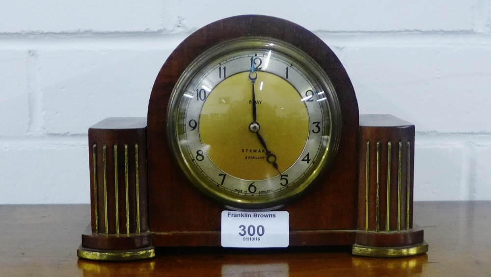 A Stewart 8 day mahogany cased mantle clock, 20 x 14cm