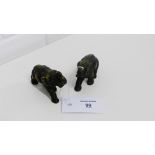 A pair of bronze elephant figures, 8cm long (2)