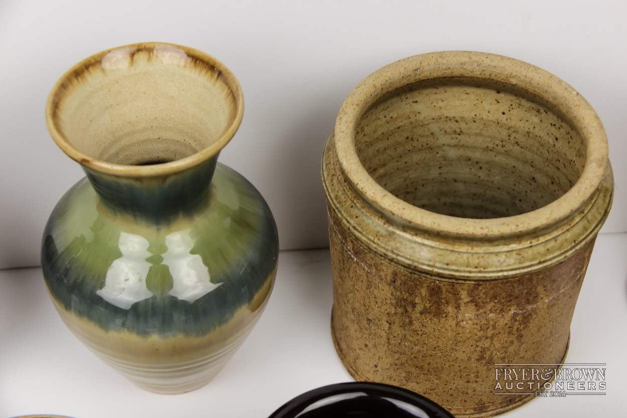 A group of studio pottery, including items marked Aylesford and Dunster (qty) - Image 5 of 8