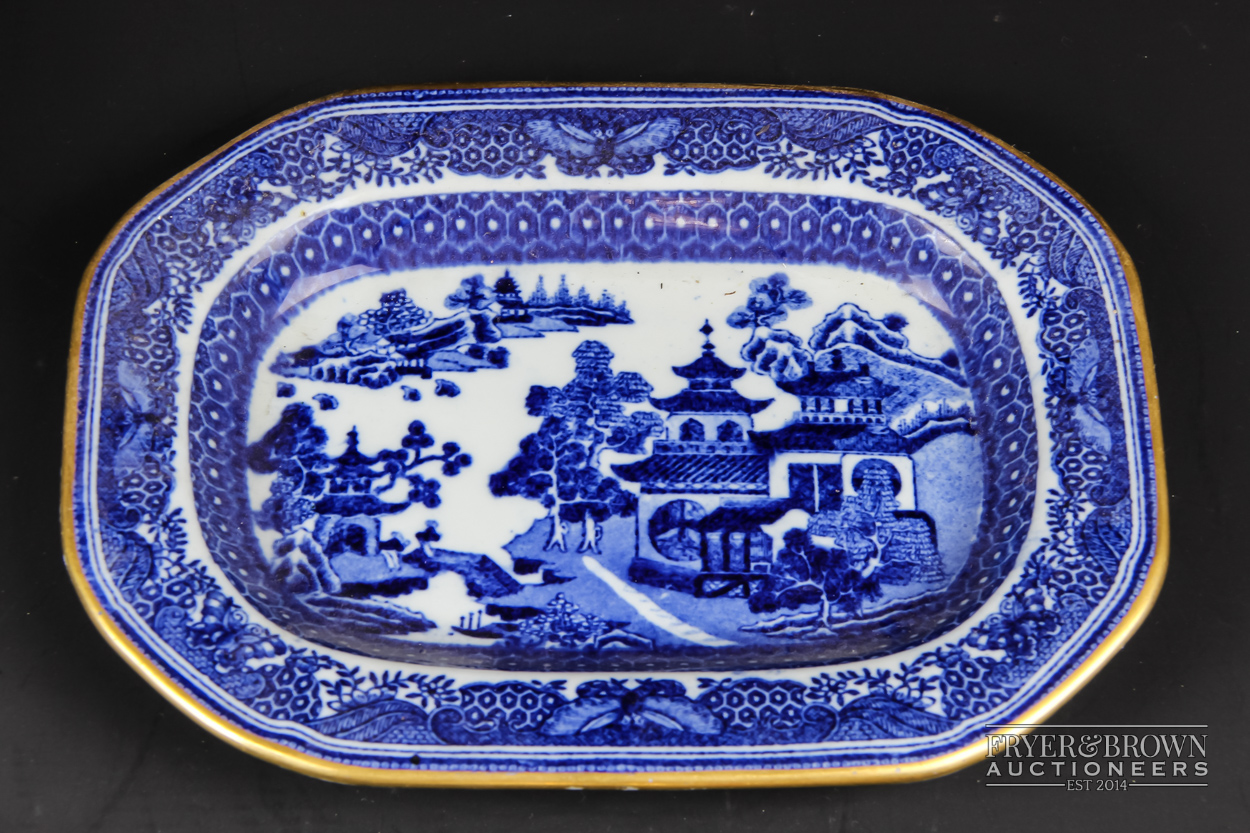 A Copeland Spode blue & white printed small tureen & cover with stand, decorated in New Bridge or - Image 3 of 4