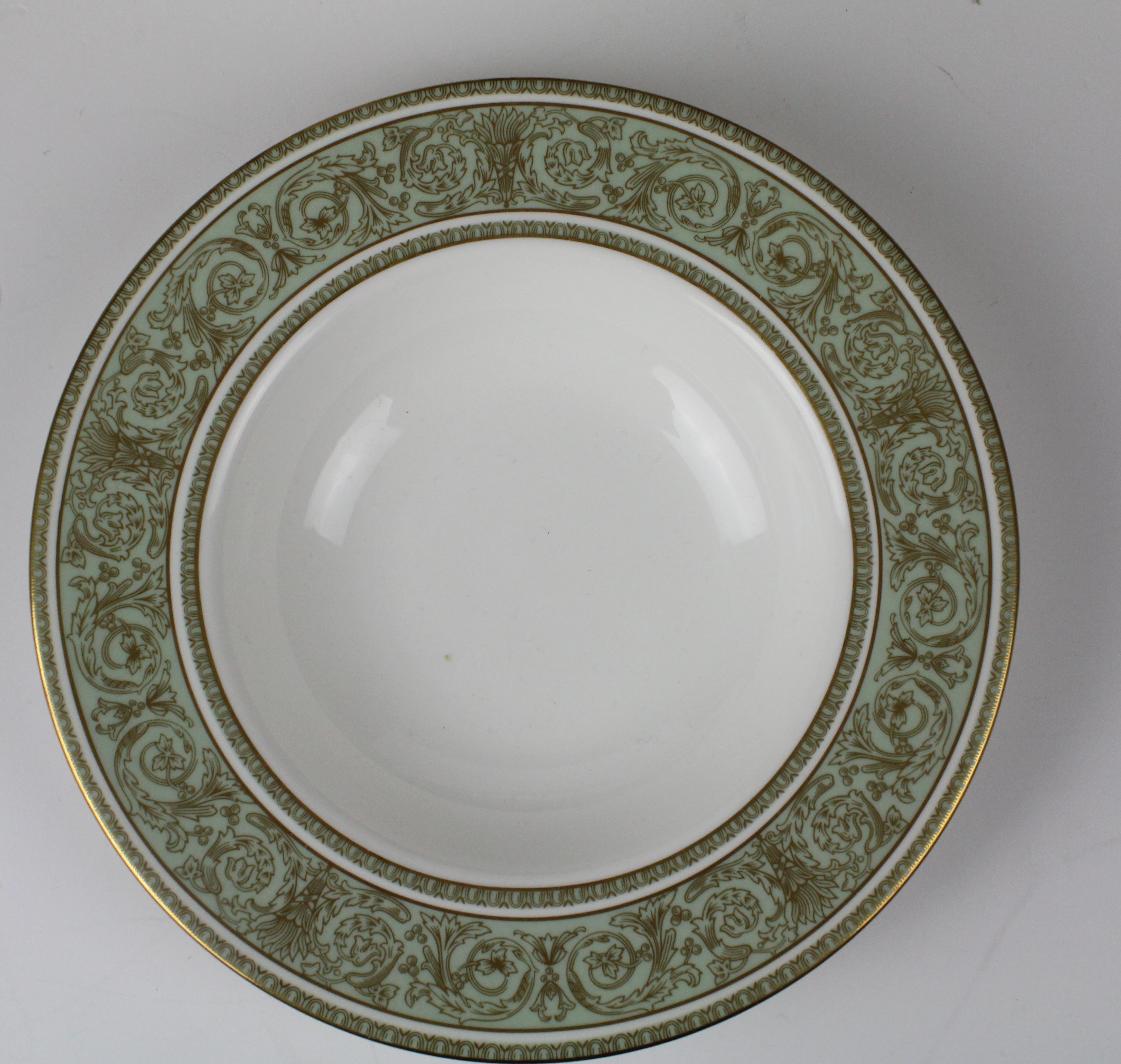 A Royal Doulton English Renaissance pattern dinner service, pale green ground, comprises eigh dinner - Image 5 of 6