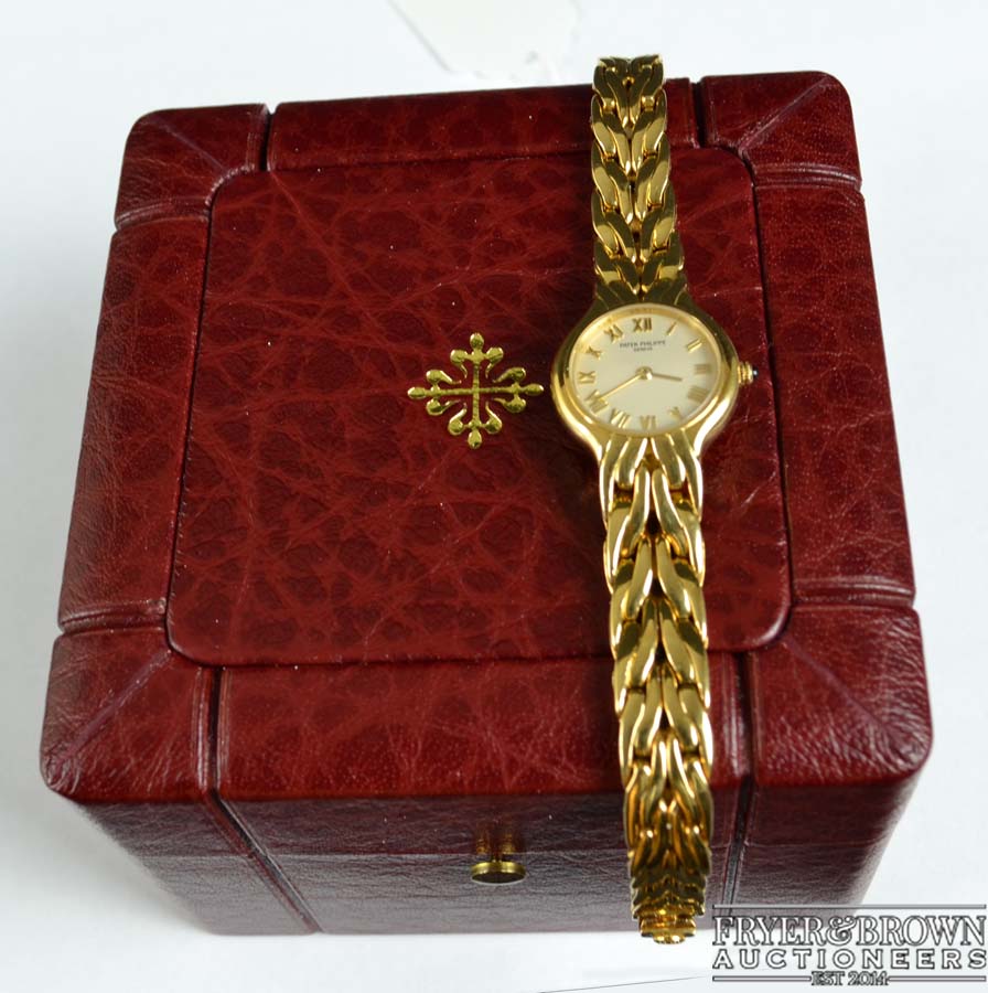 Patek Philippe 'La Flamme' - An 18ct yellow gold ladies bracelet wrist watch in near mint condition, - Image 2 of 2