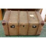 Early 20thC steamer trunk, canvas covered, leather bound corners with wooden protective ribs and