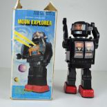 Vintage Toys - A Mainland Moon Explorer plastic robot toy; with box (2)