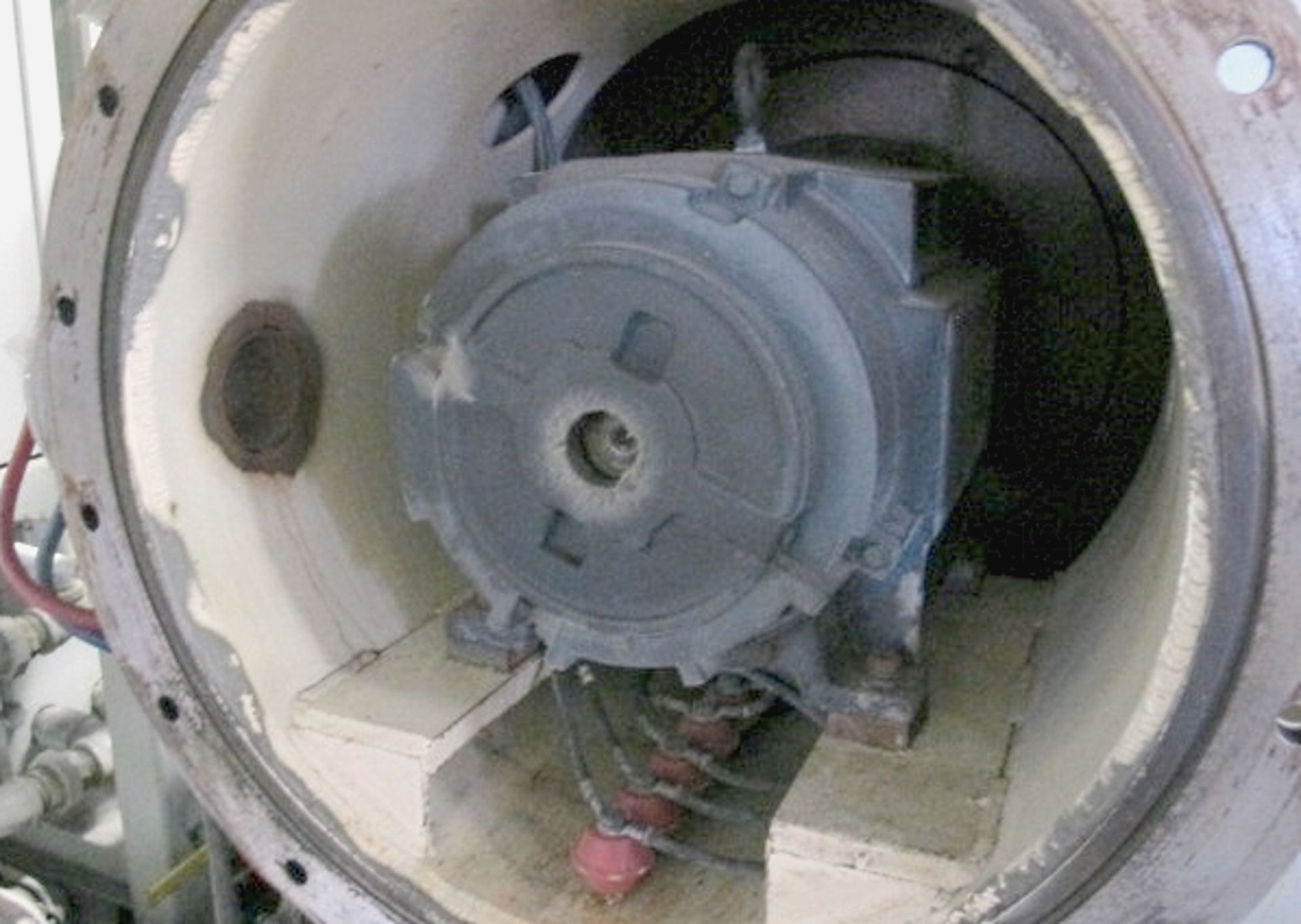 GM VACUUM FURNACE - Image 12 of 12