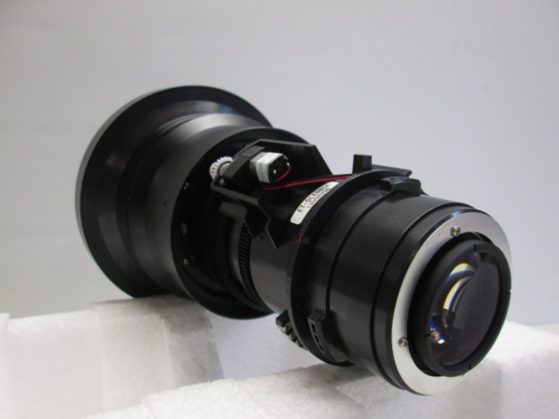Panasonic ET-DLE085 Zoom Lens (For use with DZ870 Series Projector) Supplied New in 2013 at an - Image 5 of 5