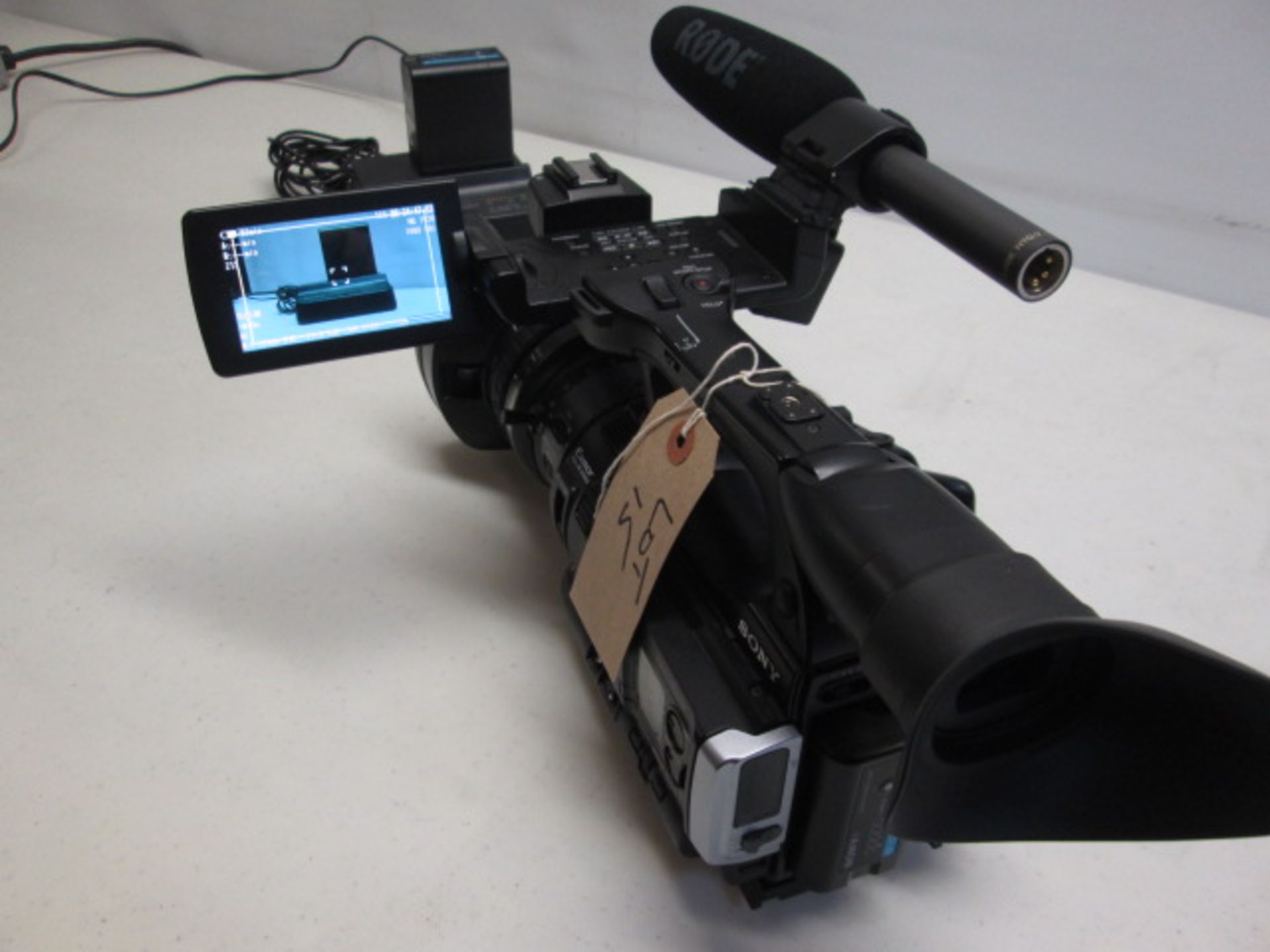 Sony PMW-200 XD Cam, Professional Exmor Full HD Video Camera. Comes with Rode NTG2 Microphone, BPU30 - Image 8 of 8