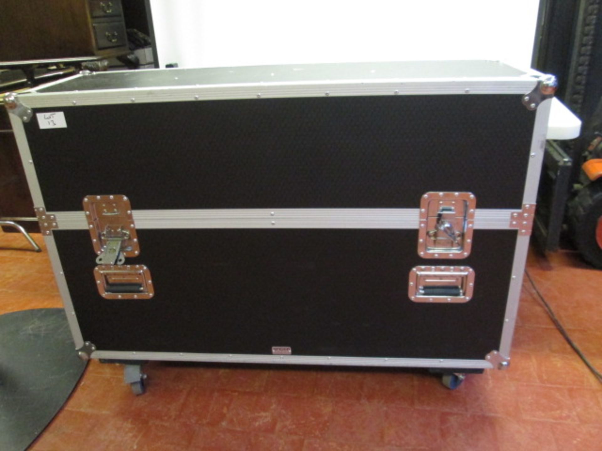 Spider Cases Flight Case. Size 124cm x 39cm x 92cm. On Lockable Wheels. (NOTE: Currently