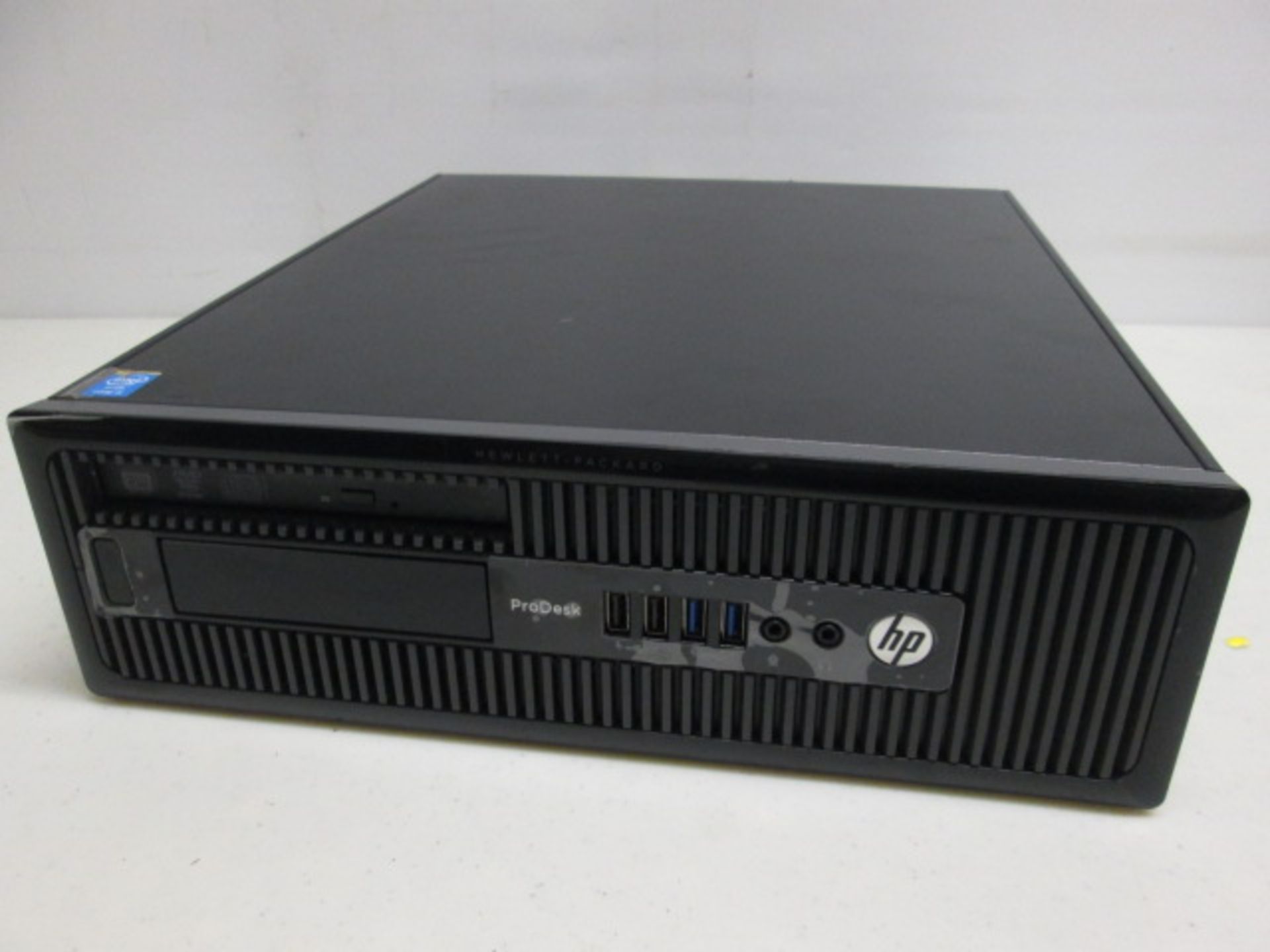 HP Pro Desk 400 G1 SFF. Running Windows 7 Professional, Intel Core i5-4570, CPU@3.2Ghz, 12GB RAM,