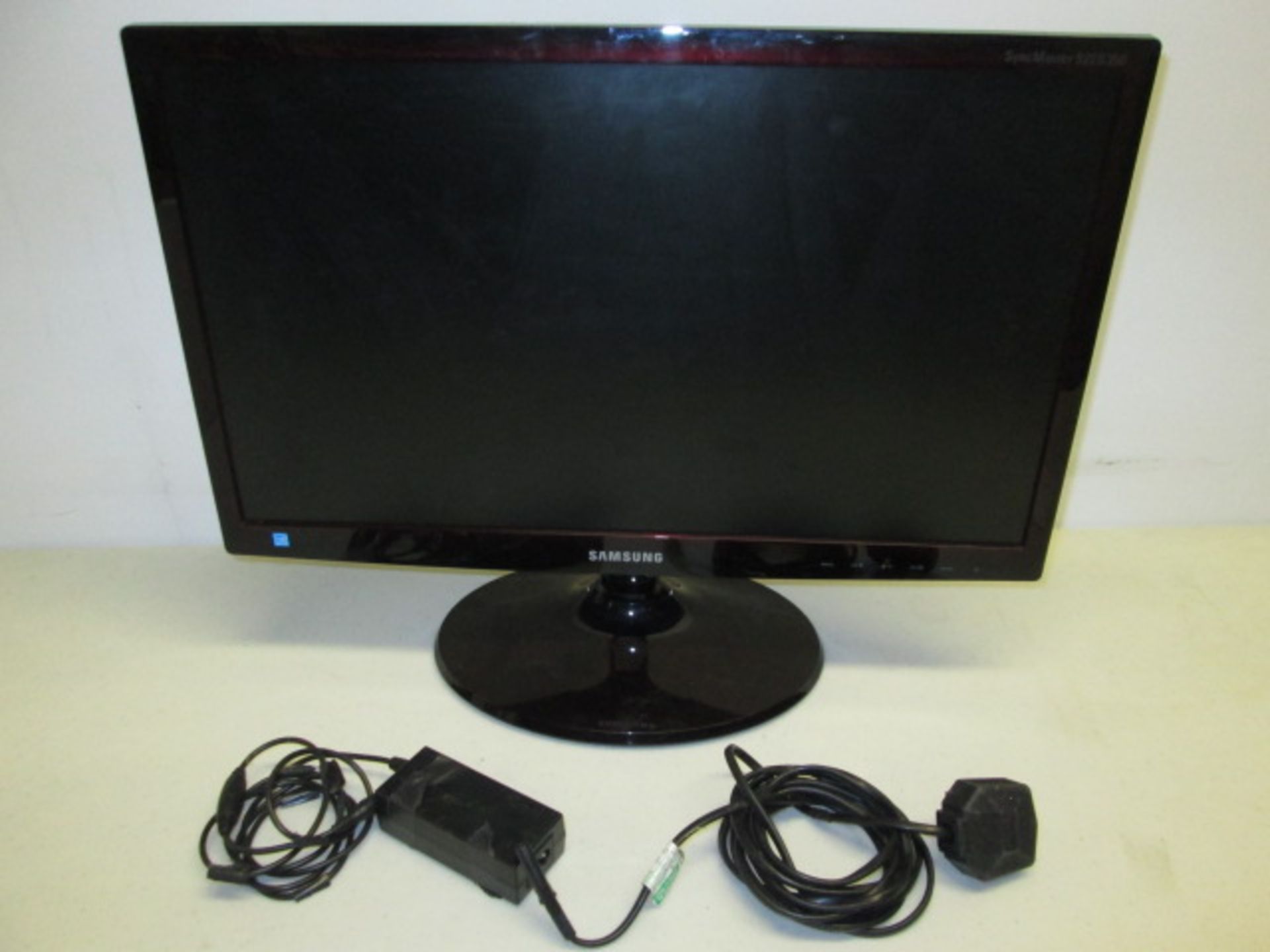 Samsung Synmaster S22B350 Full HD, LED LCD 21.5" Widescreen Monitor. HDMI Compatible, Comes with