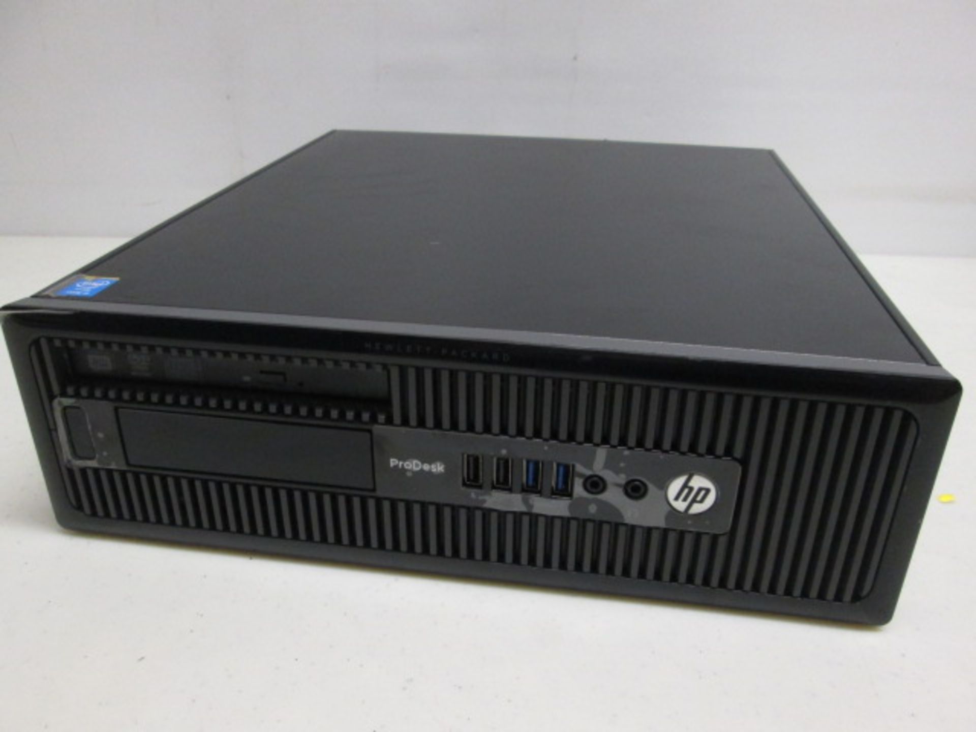 HP Pro Desk 400 G1 SFF. Running Windows 7 Professional, Intel Core i5-4570, CPU@3.2Ghz, 12GB RAM,